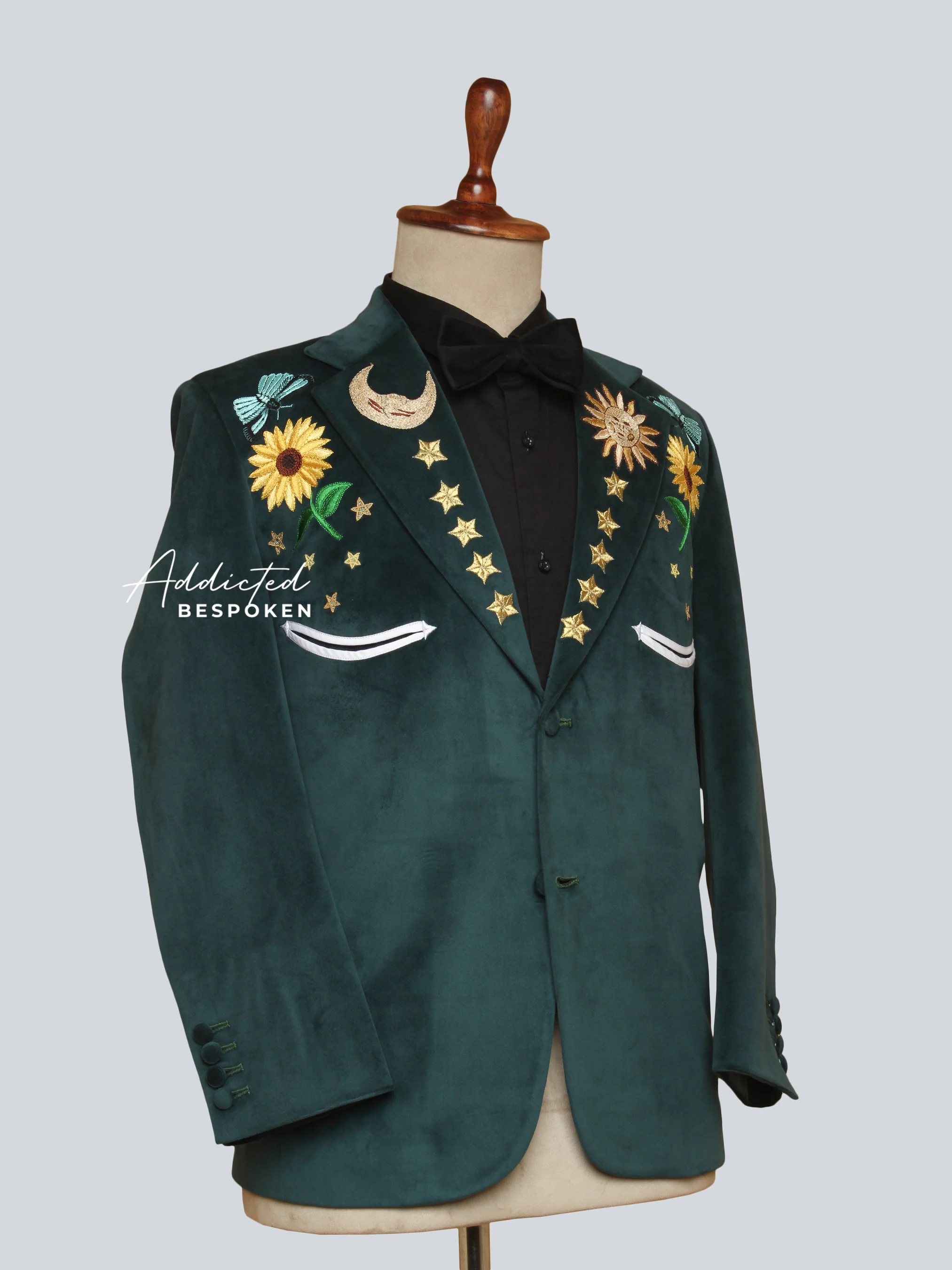 Nature-Adorned Embroidered Suit - Image 3