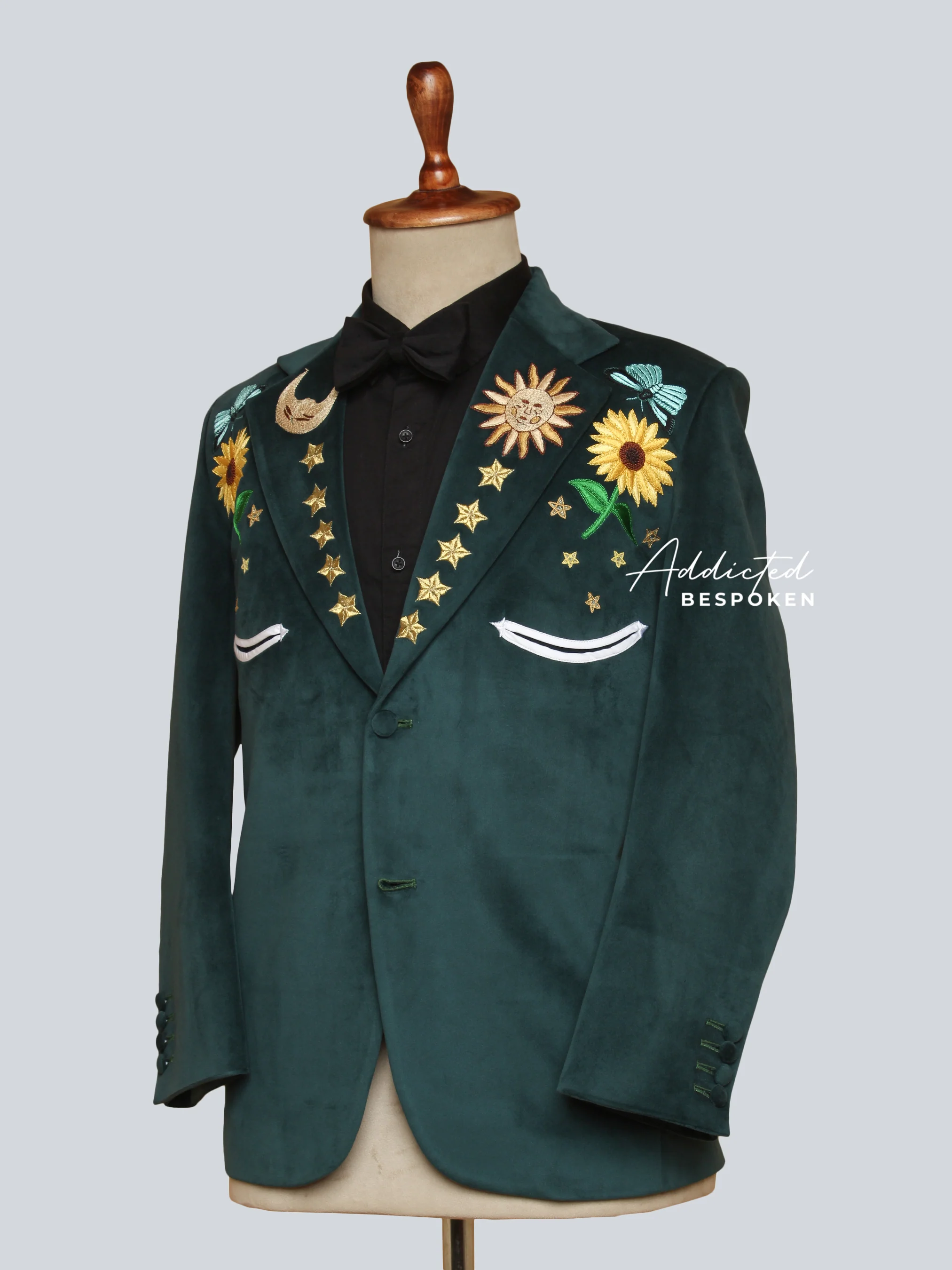 Nature-Adorned Embroidered Suit - Image 4