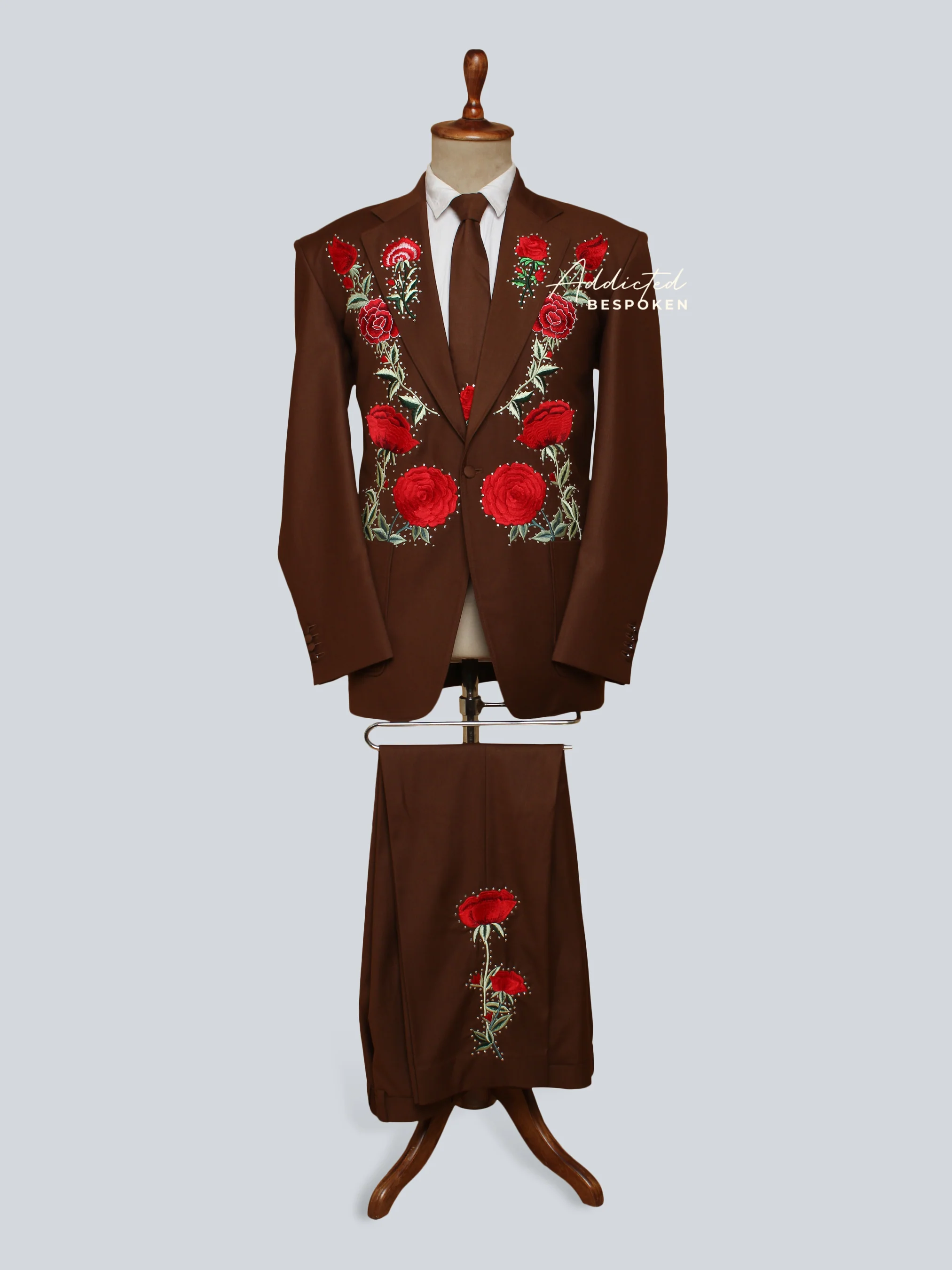 Rose-Embellished Elegance Suit - Image 2