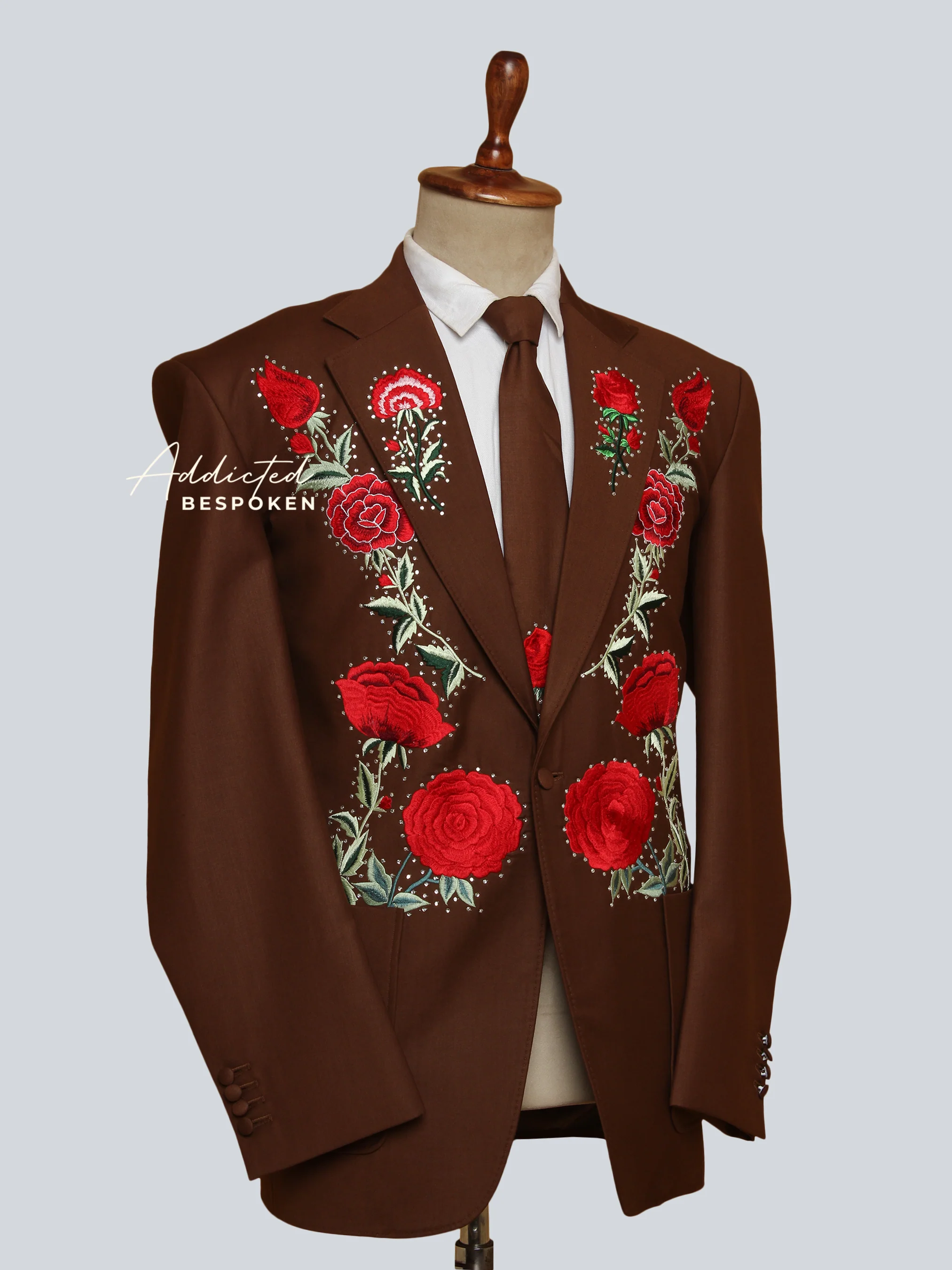 Rose-Embellished Elegance Suit - Image 4