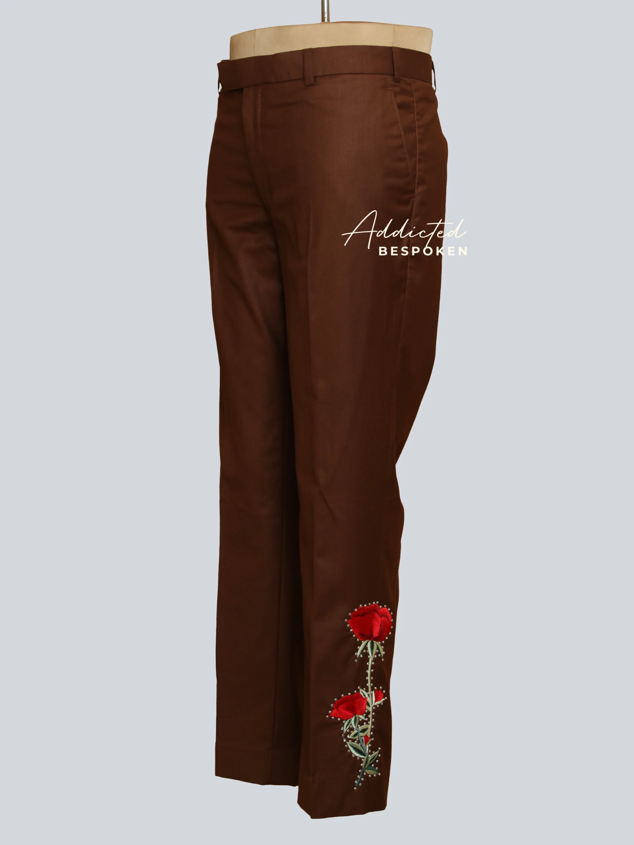 Rose-Embellished Elegance Suit - Image 9