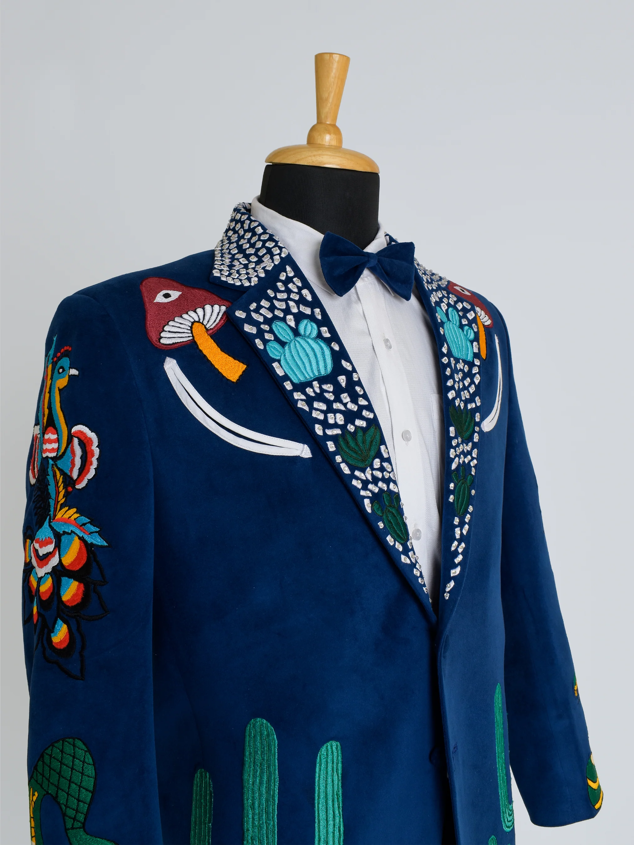 Serpent Western Attire - Image 3