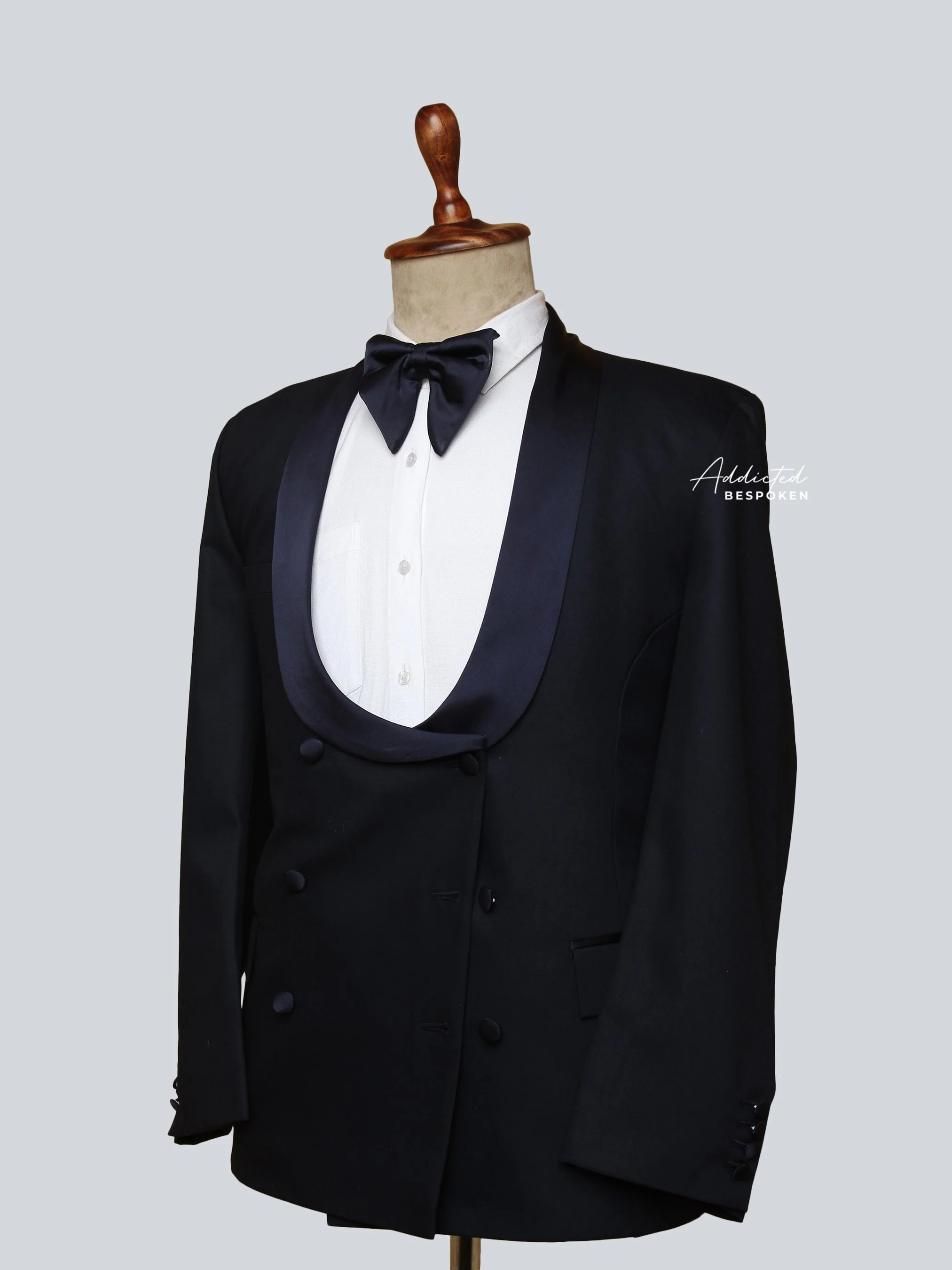 Shawl Lapel Tuxedo Double-Breasted Suit - Image 4