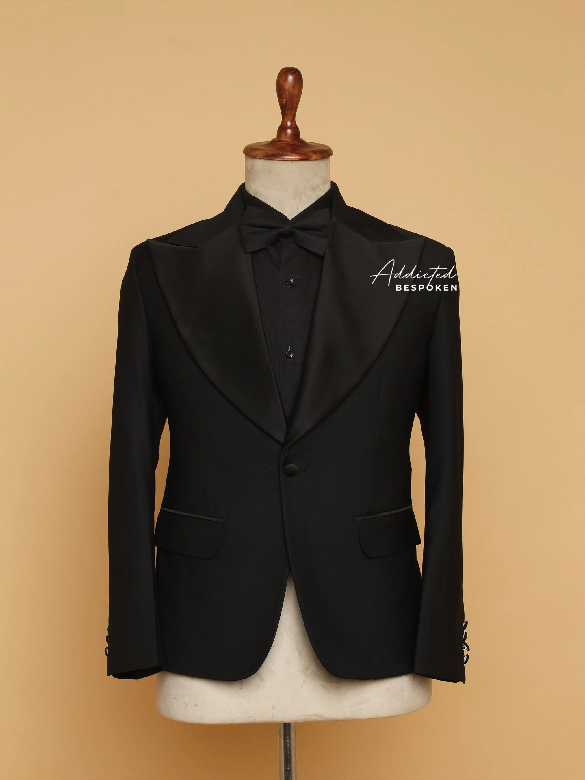 Sleek Modern Business Ensemble - Image 3