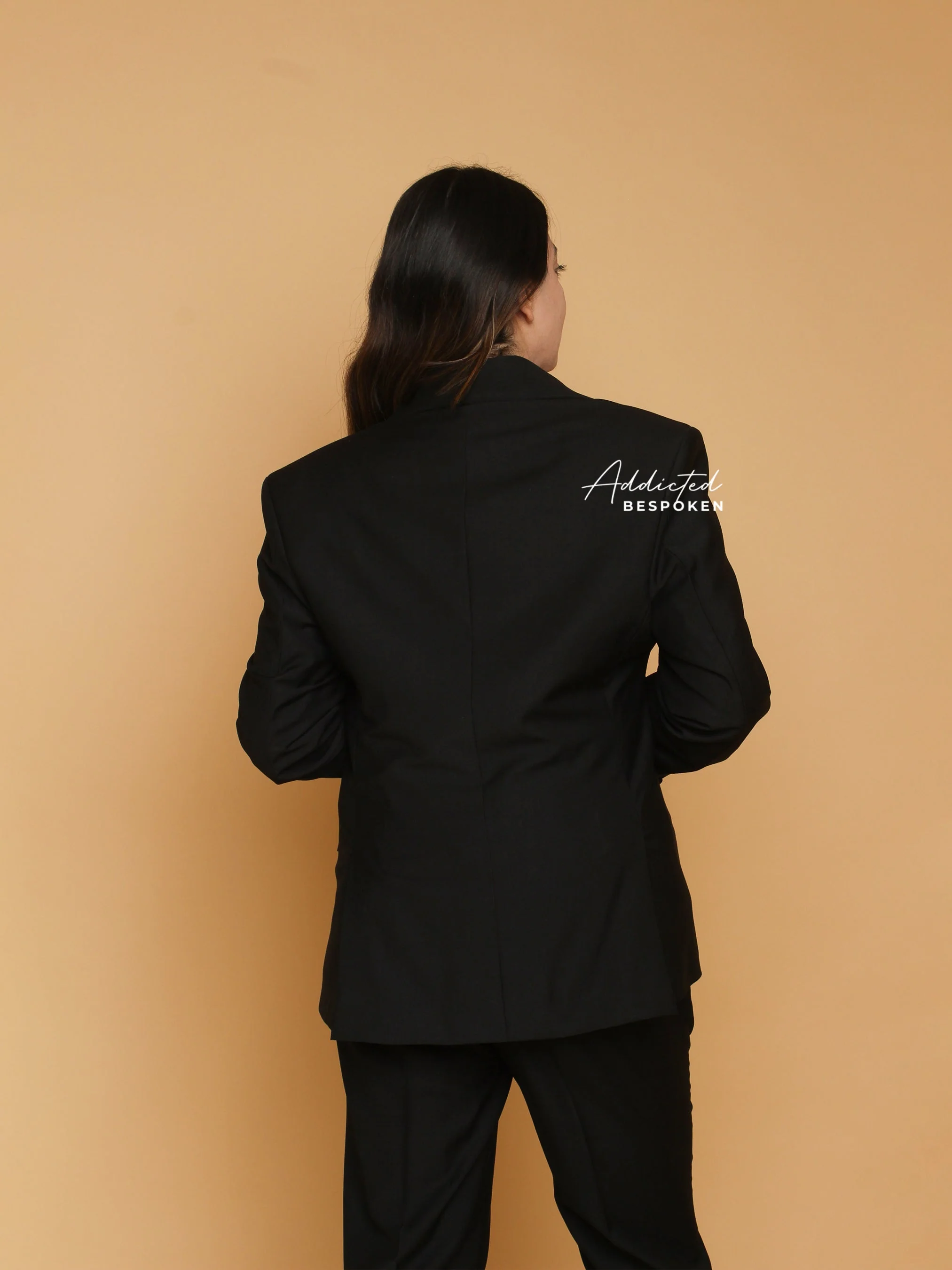 Sleek Modern Business Ensemble - Image 7