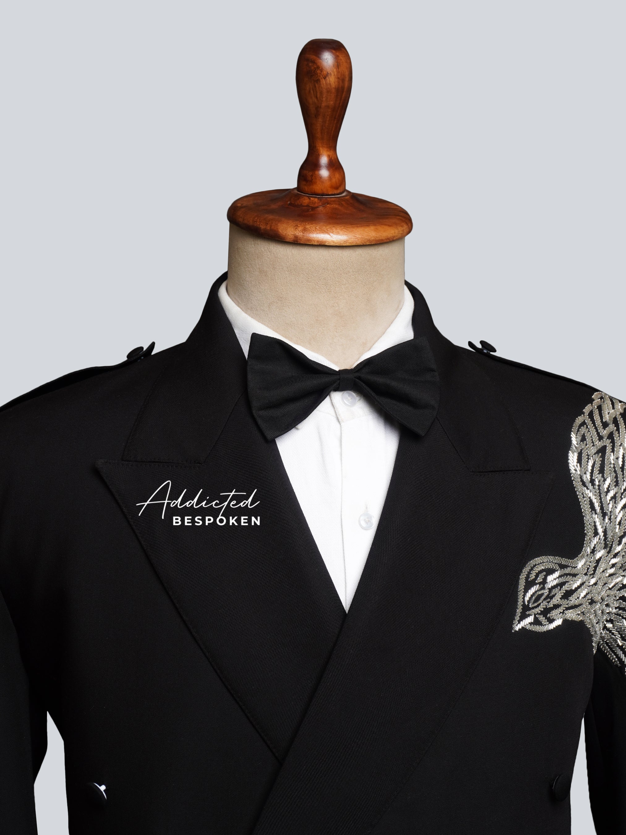 Soaring Elegance Embroidered Suit - Image 6
