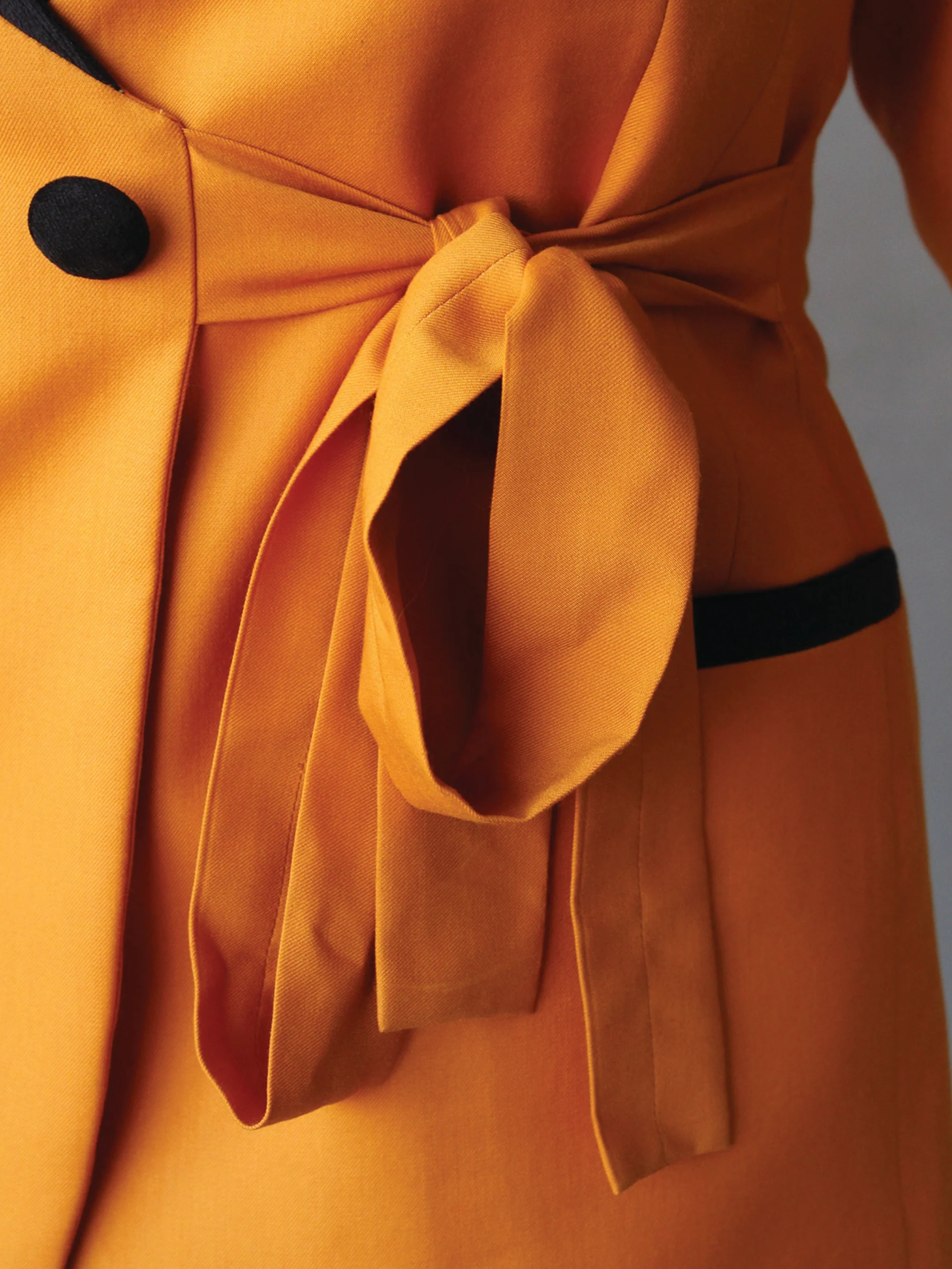 Sophisticated Executive Suit (CLS) - Image 6