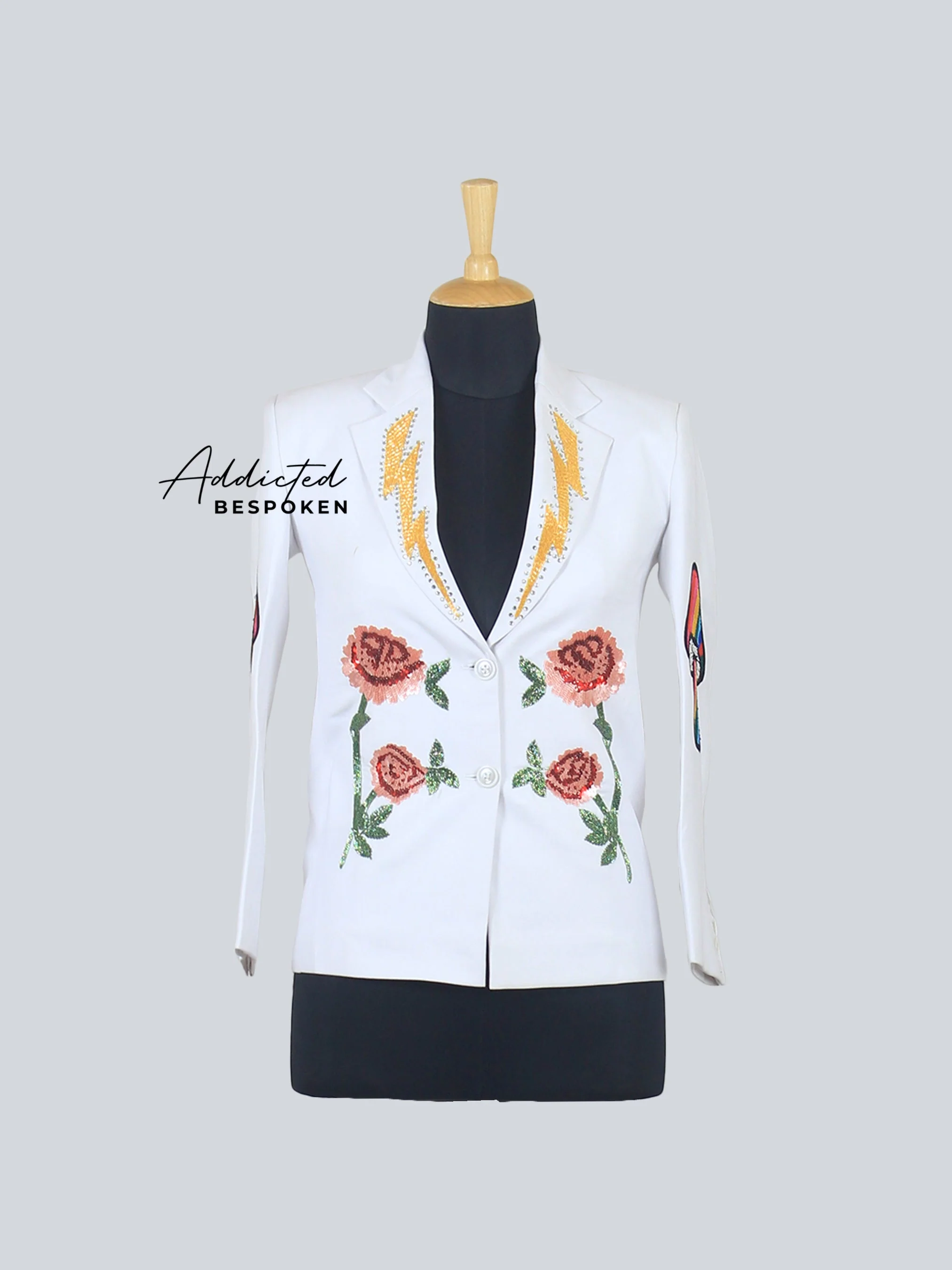 Sunrise Bird Embellished Suit - Image 2