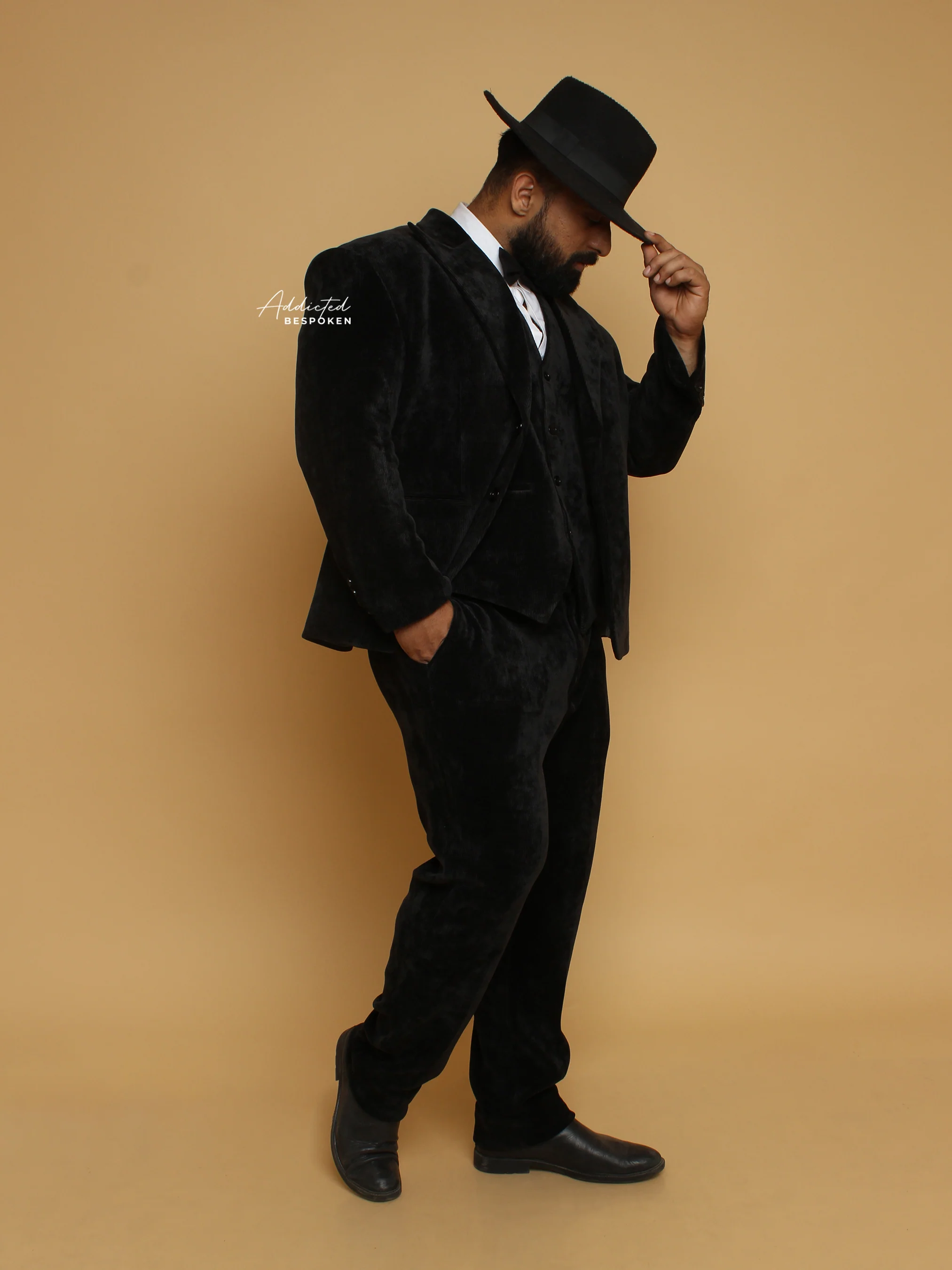 Tailored Classic Evening Attire - Image 2