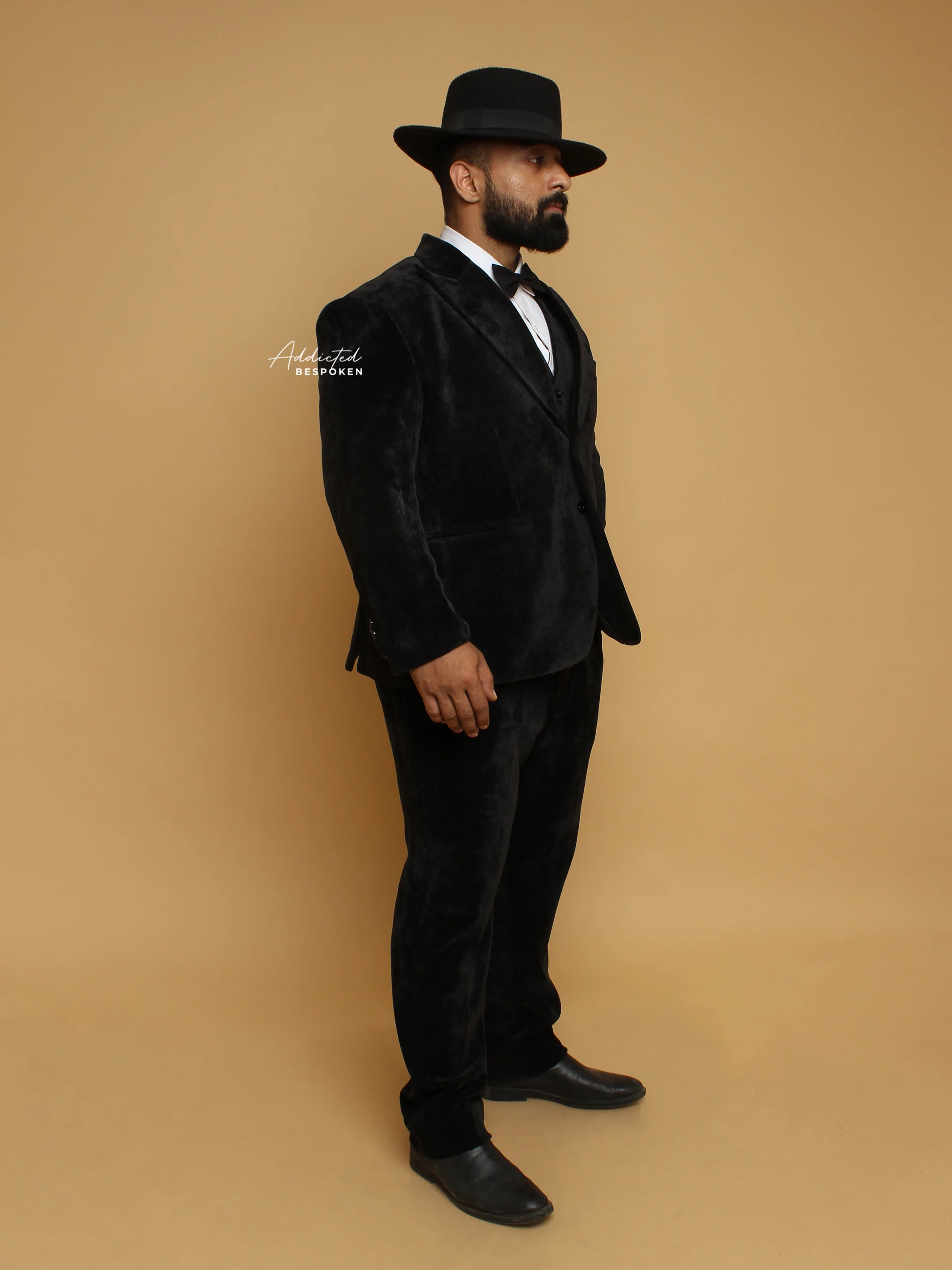Tailored Classic Evening Attire - Image 3