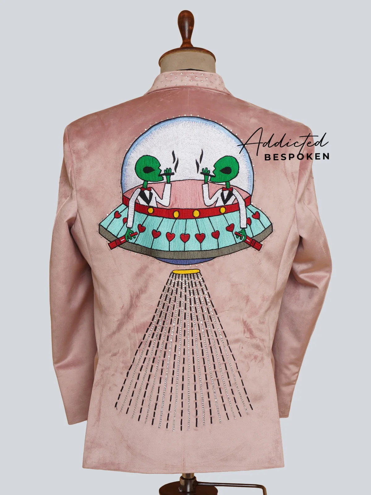 The Desert Mirage Suit - Image 5