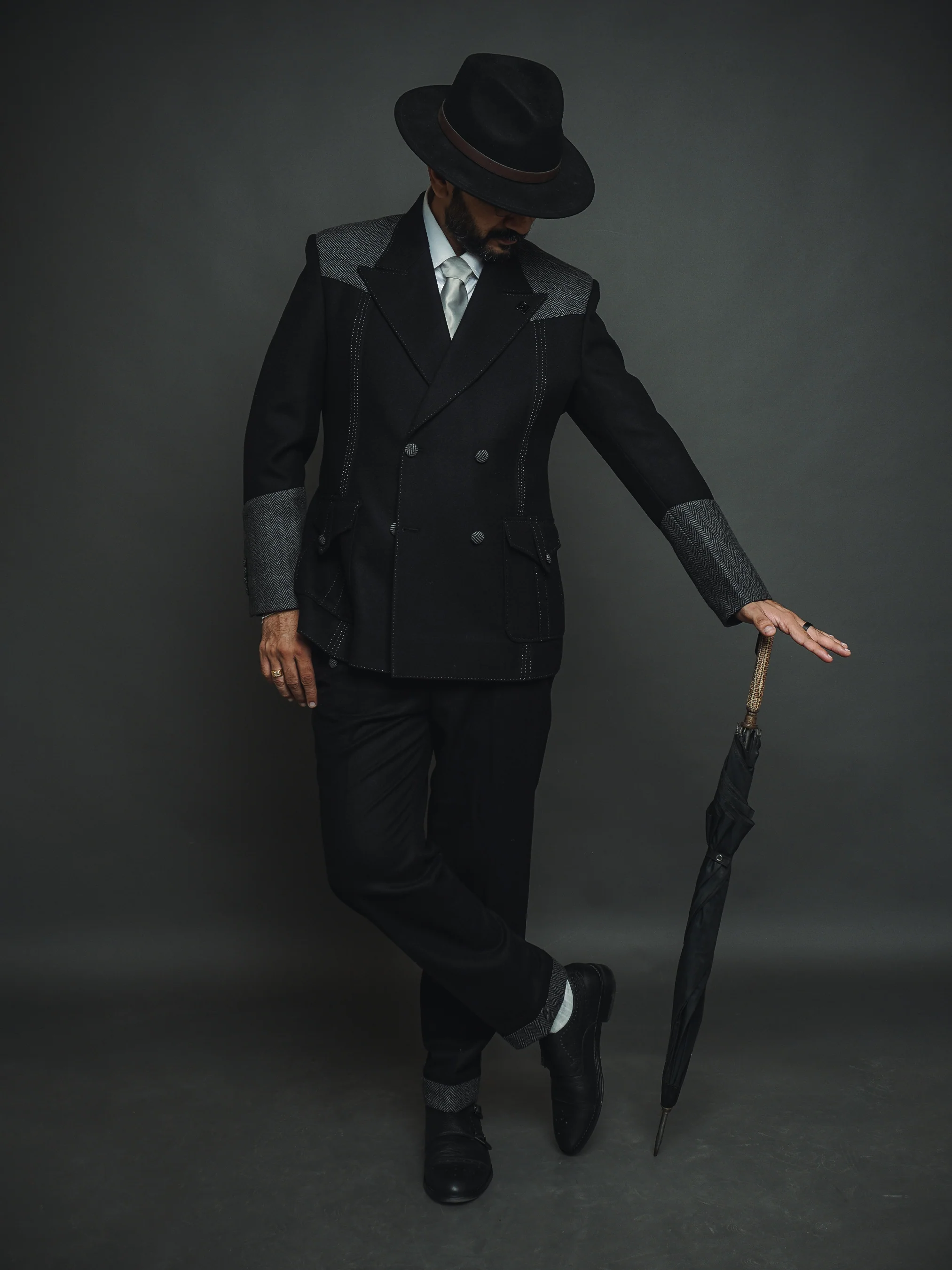 The Gentleman (CLS) - Image 3