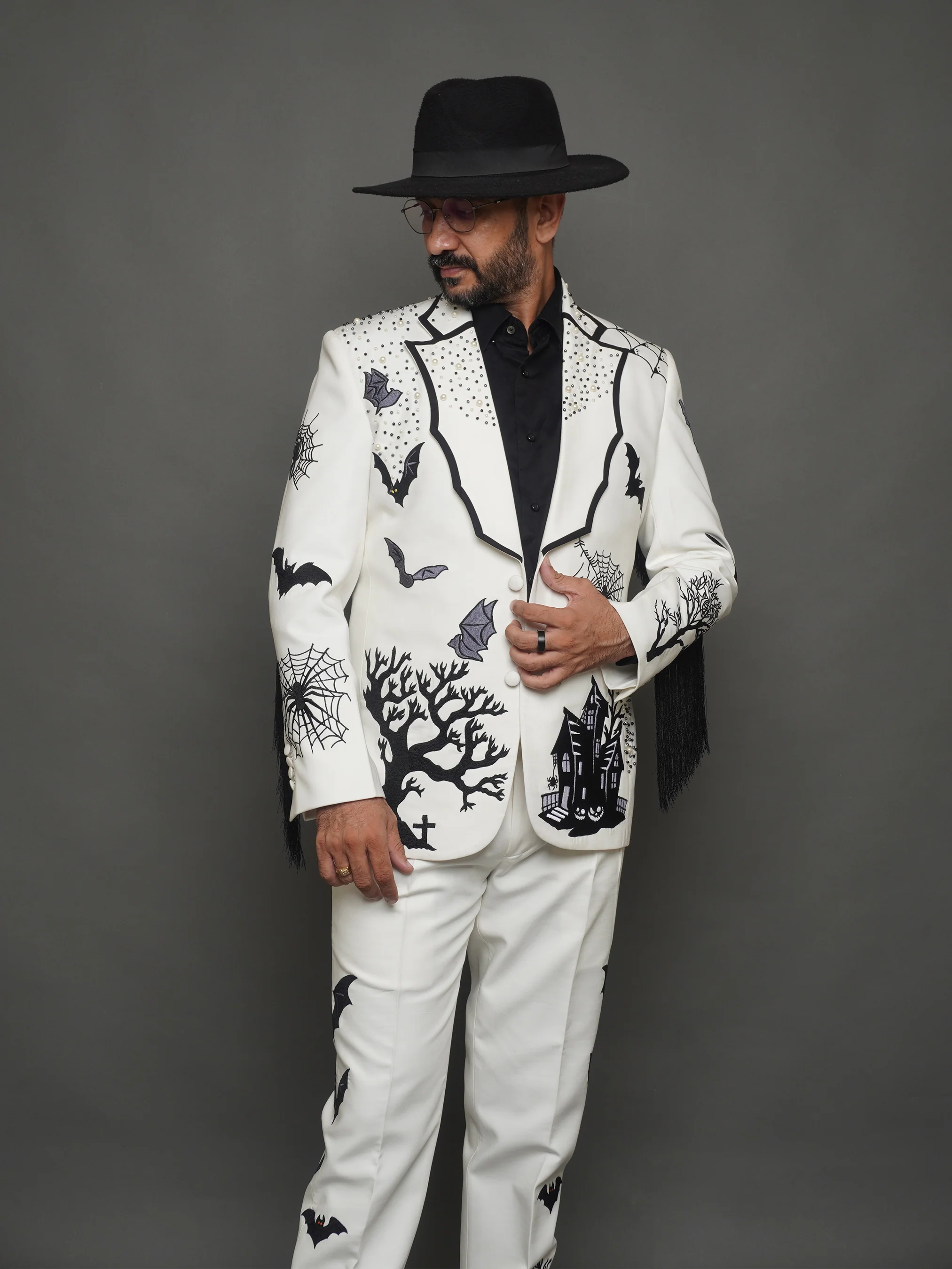The Midnight Haunt Suit (CLS) - Image 2