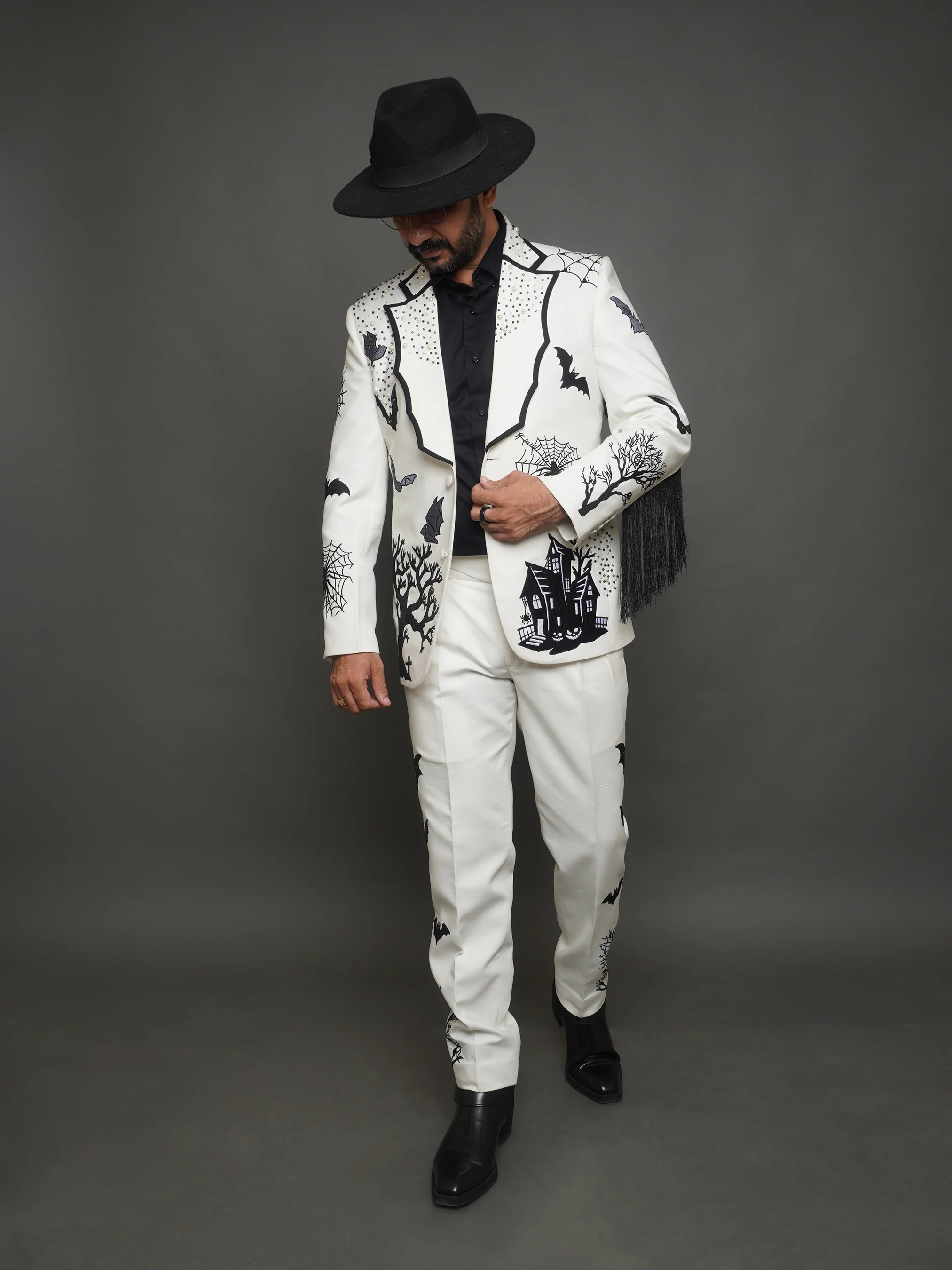 The Midnight Haunt Suit (CLS) - Image 3