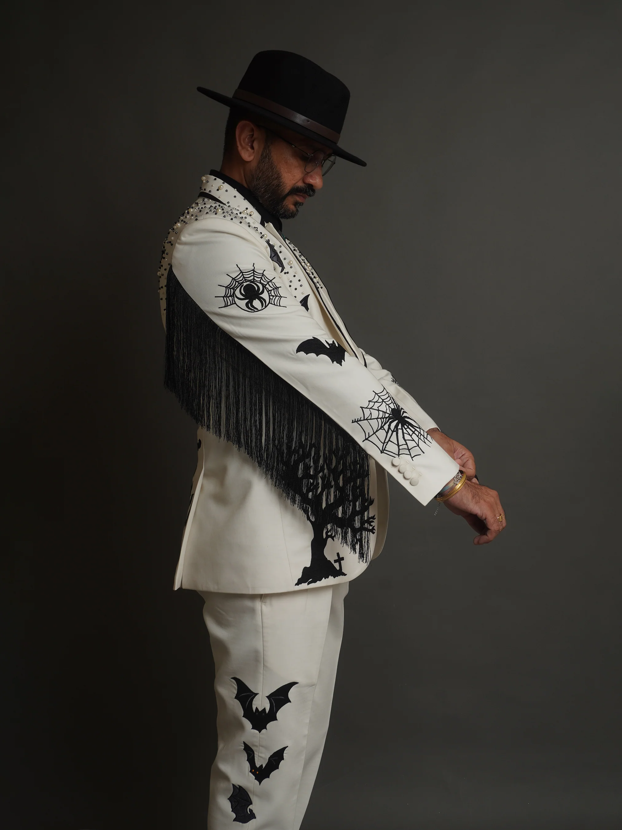 The Midnight Haunt Suit (CLS) - Image 6