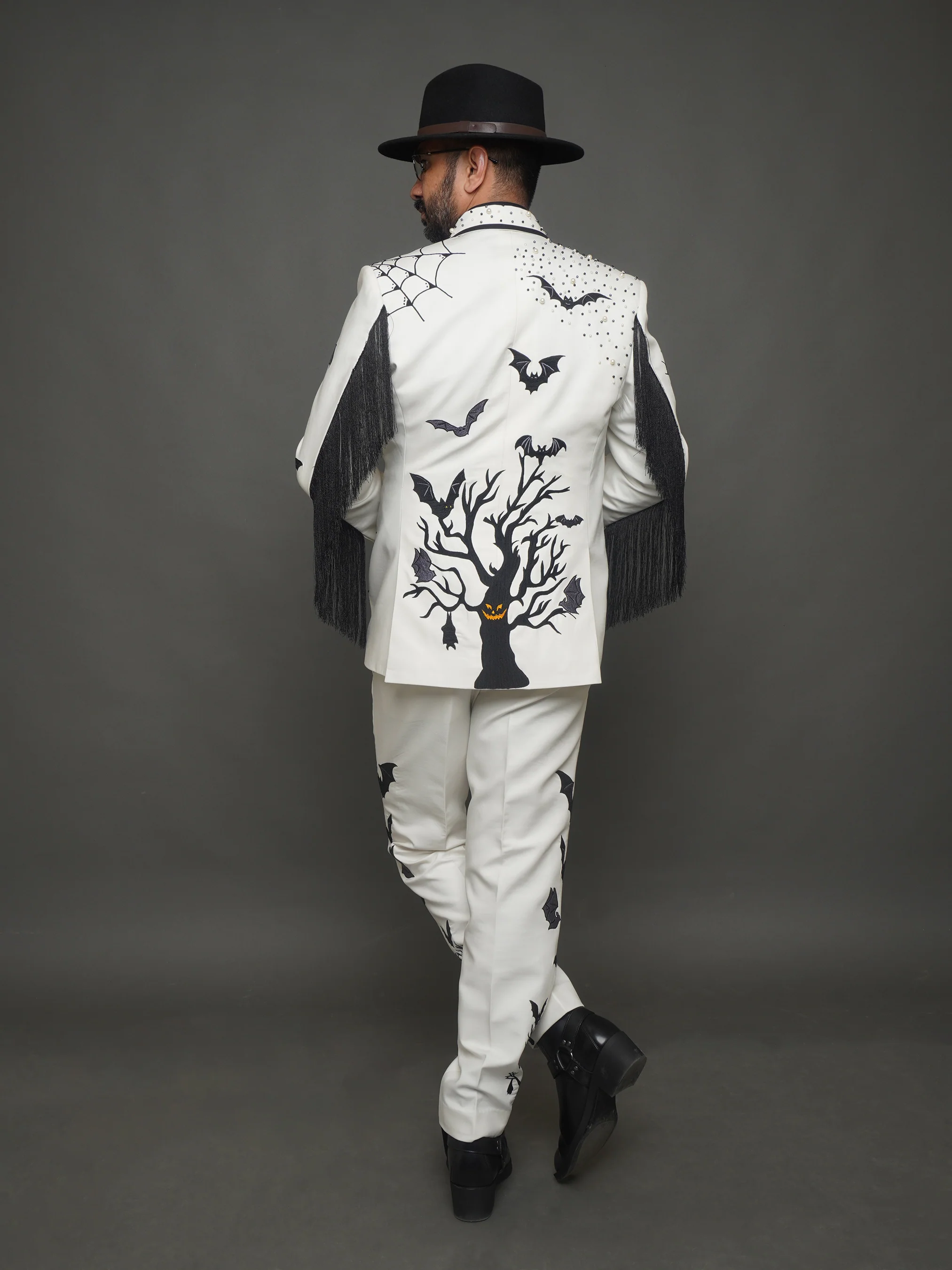 The Midnight Haunt Suit (CLS) - Image 8