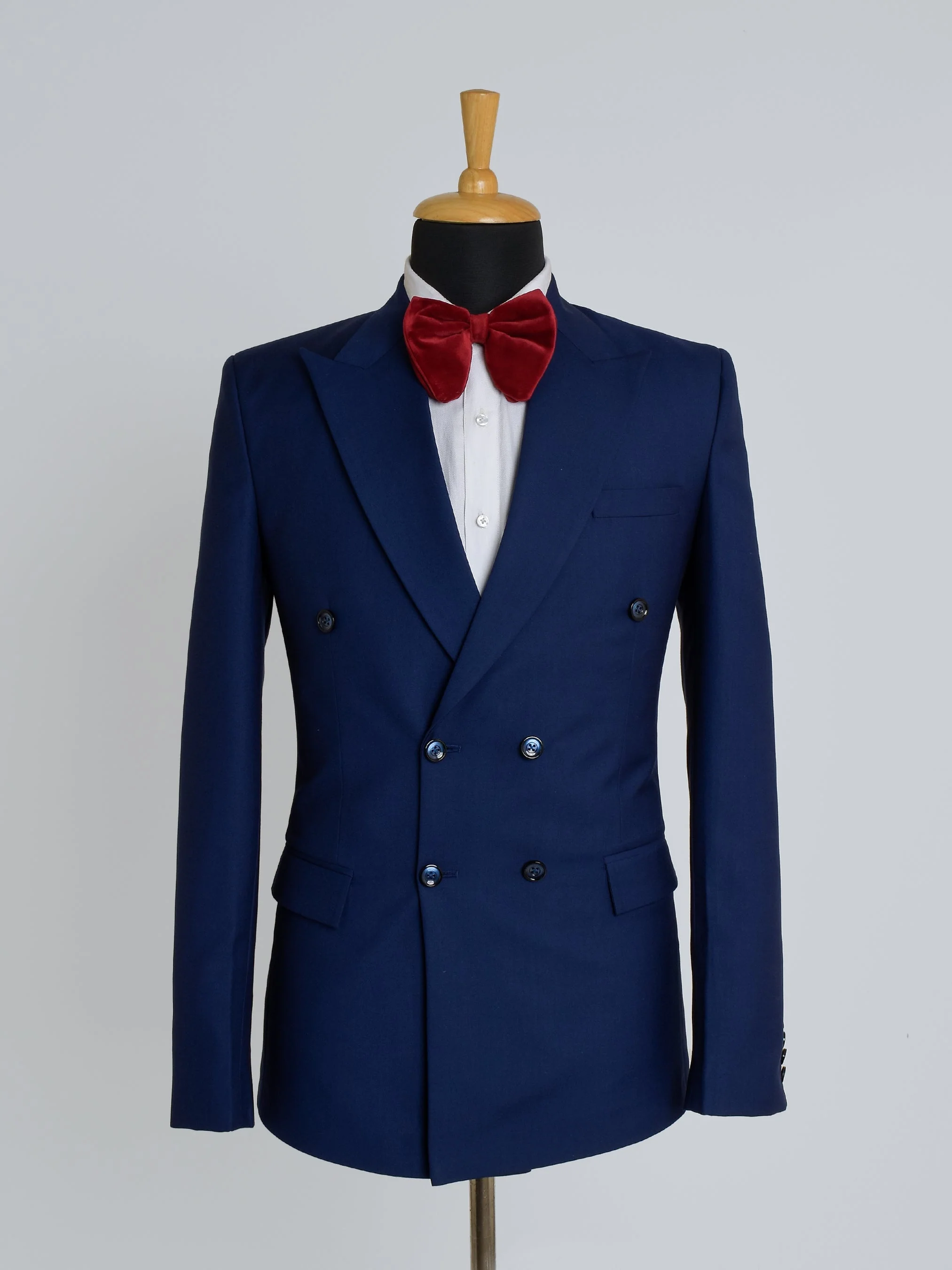 The Royal Azure Ensemble - Image 2