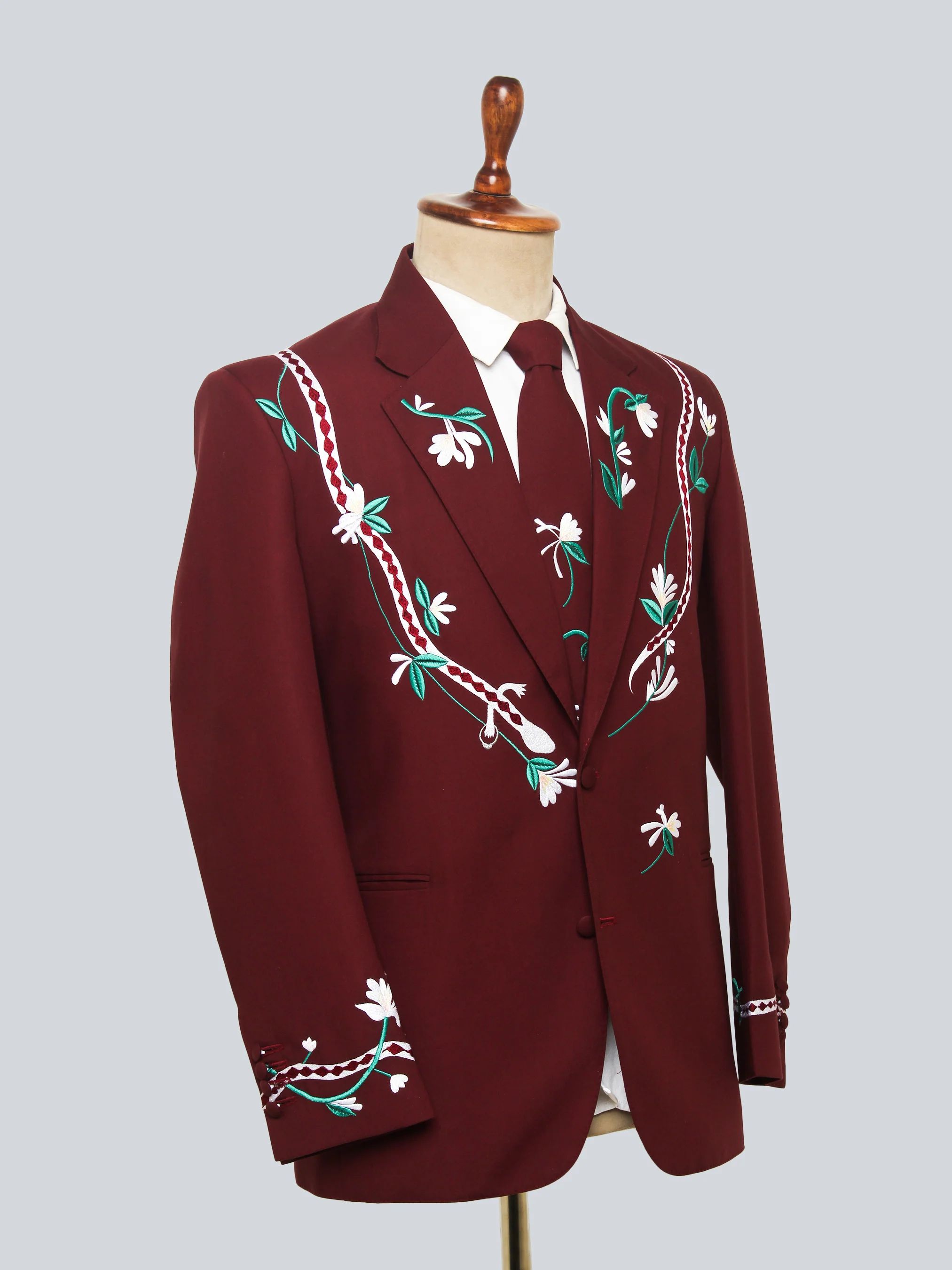Timeless Bloom Statement Suit - Image 3