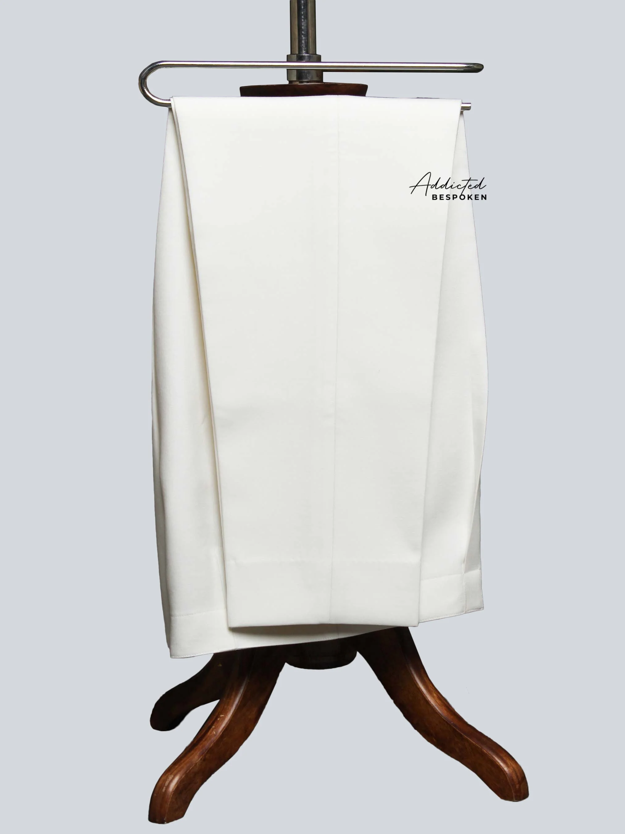 Timeless Double Breasted Suit - Image 9
