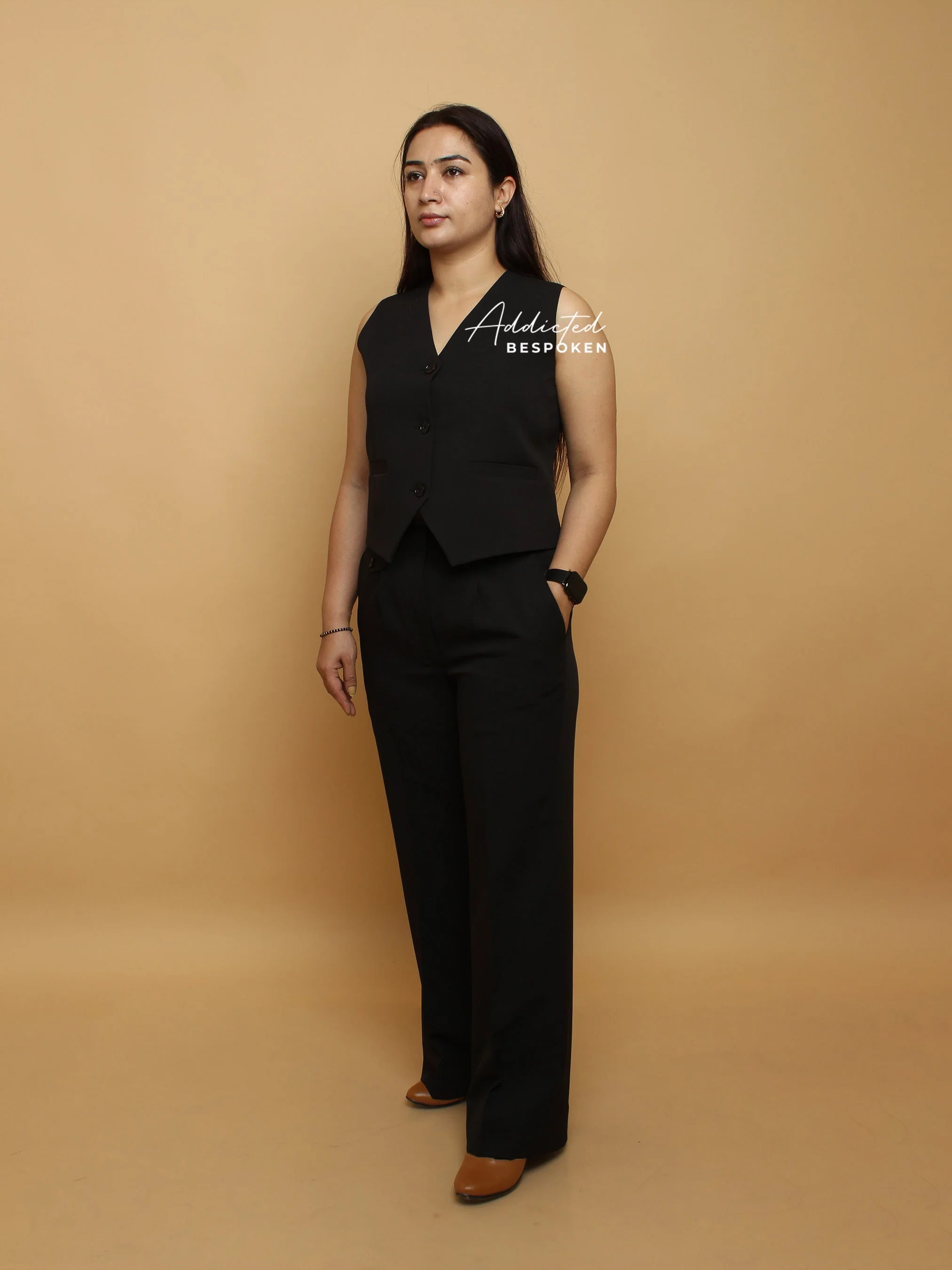 Timeless Western Elegance - Image 2