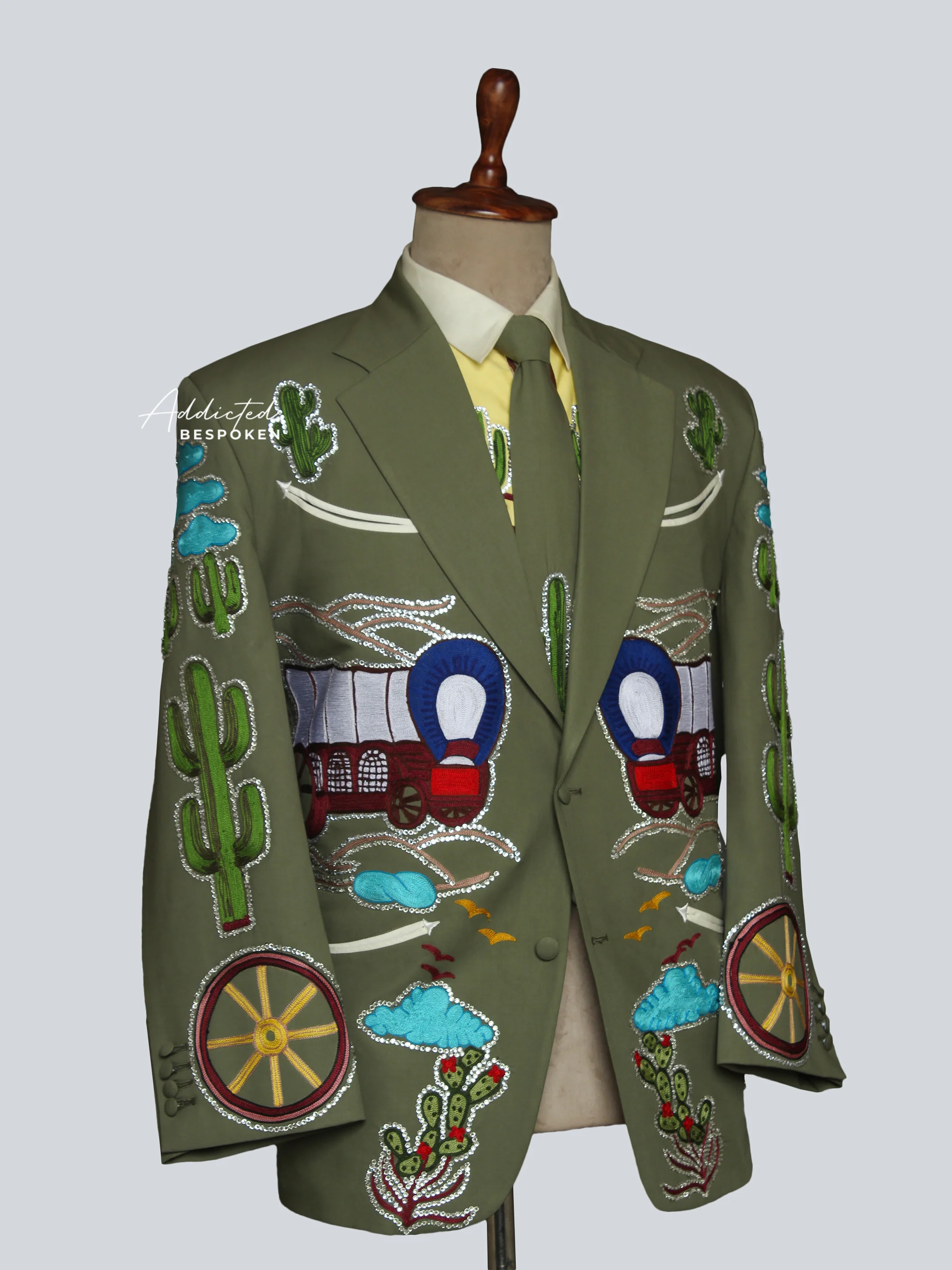 Train Detailed Lavish Suit - Image 3