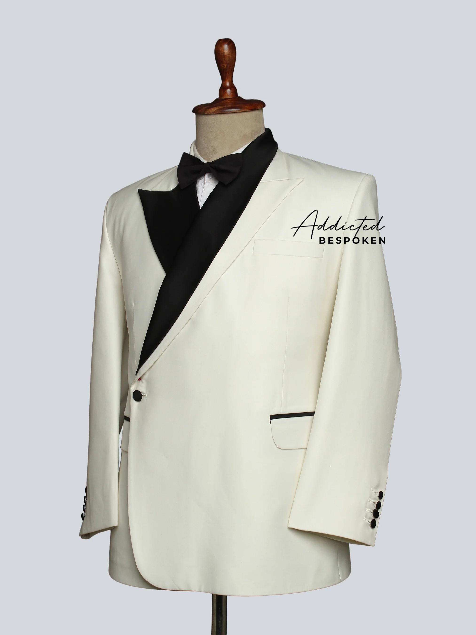 Upscale Classic Formal Suit - Image 4