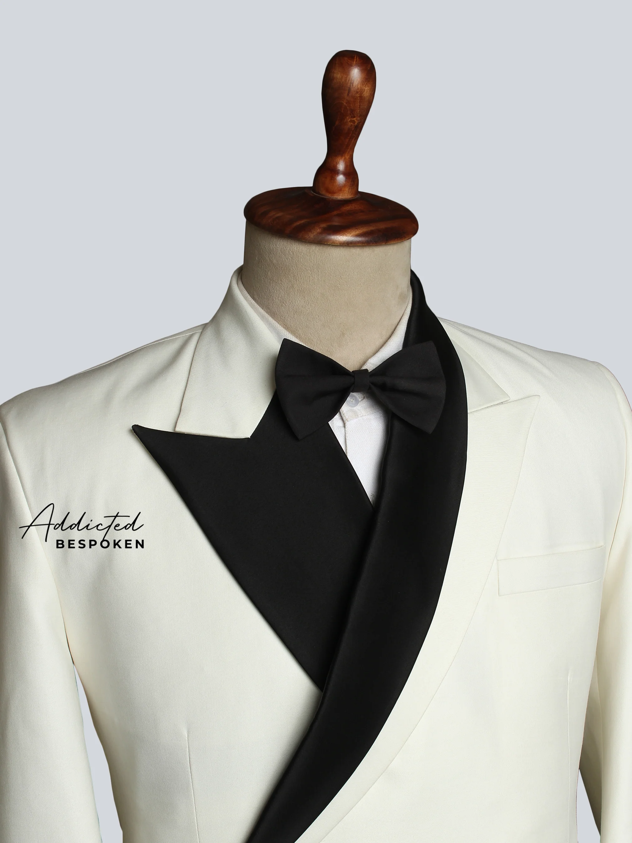 Upscale Classic Formal Suit - Image 5