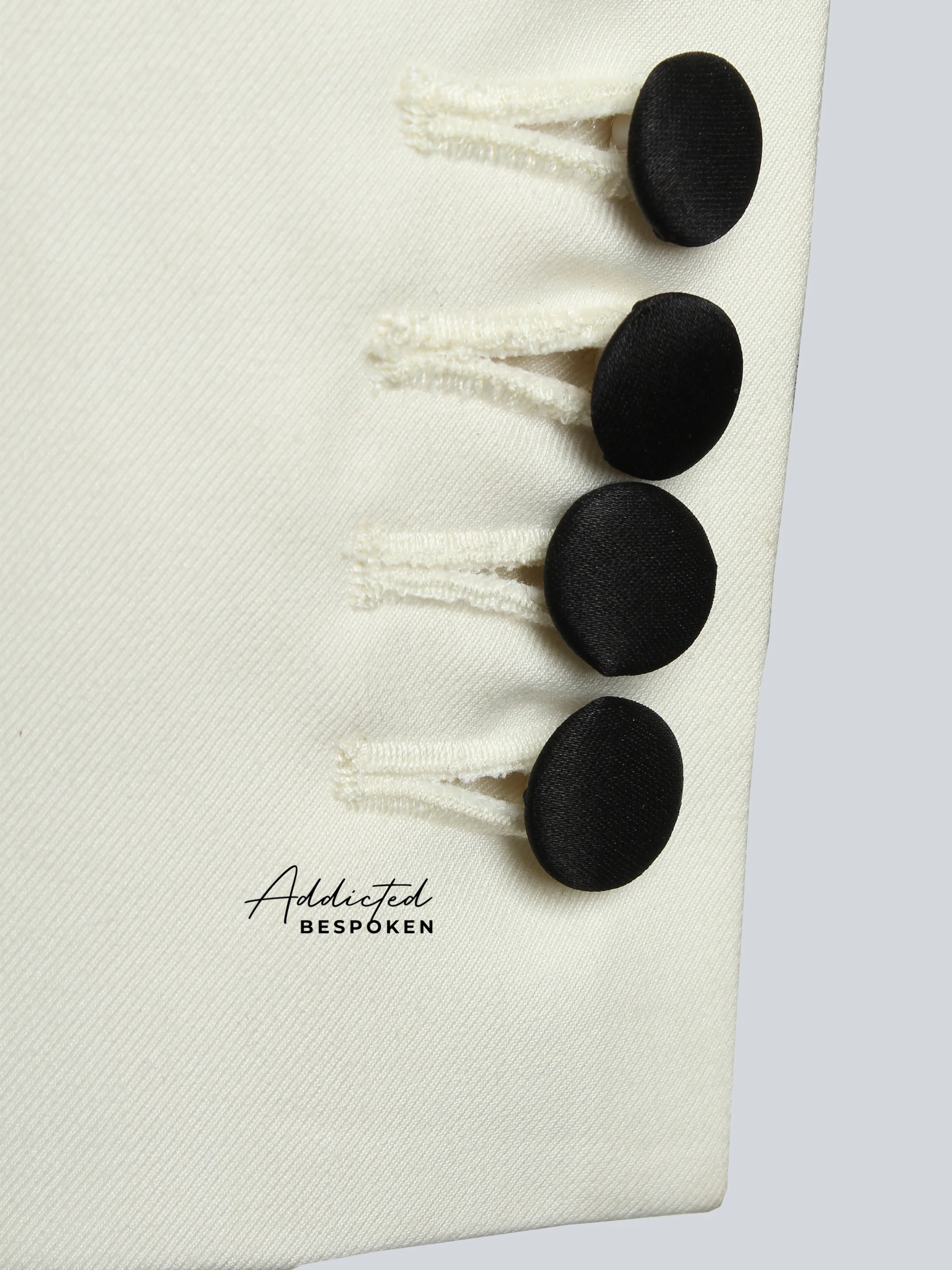 Upscale Classic Formal Suit - Image 7