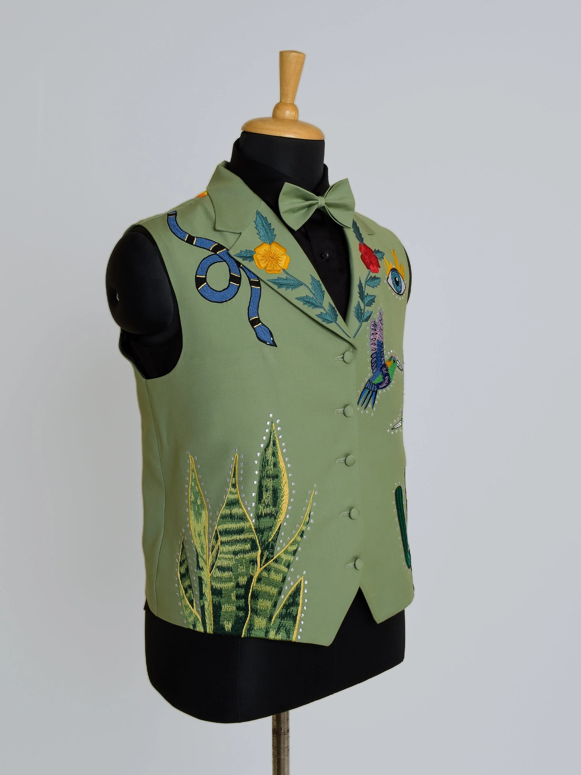 Verdant Avian Blossom Suit - Image 4