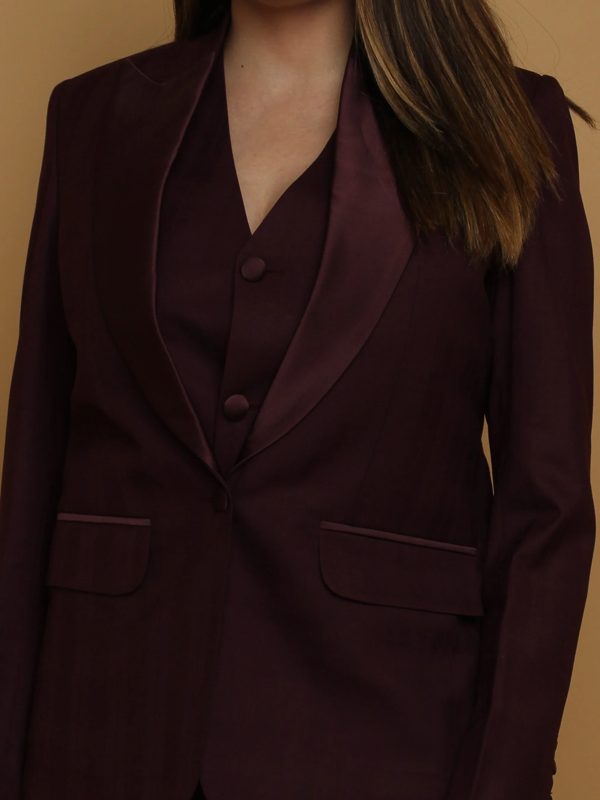 Vintage Charm Tuxedo Suit - Image 6