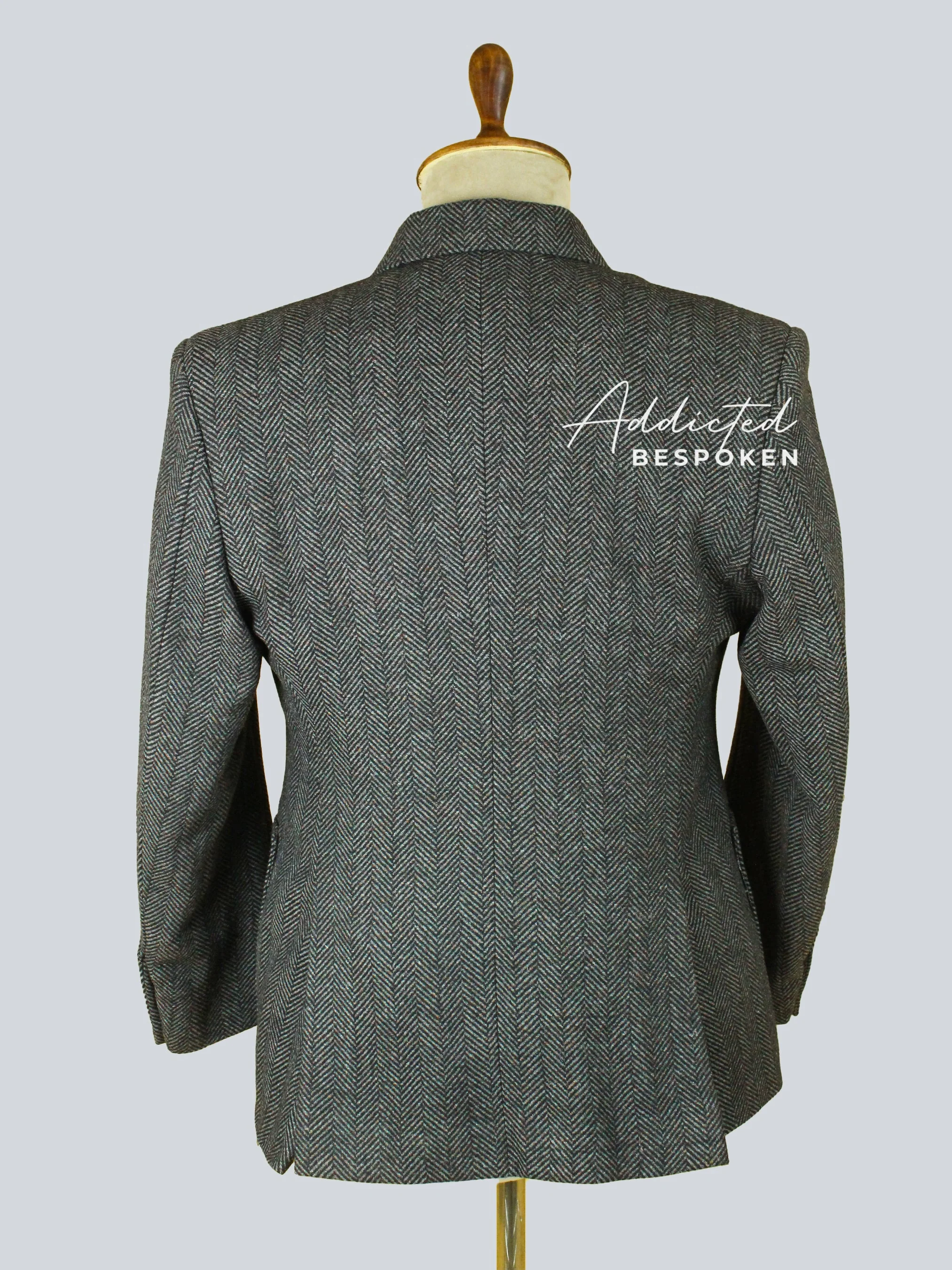 Vintage-Inspired Tailored Blazer - Image 5
