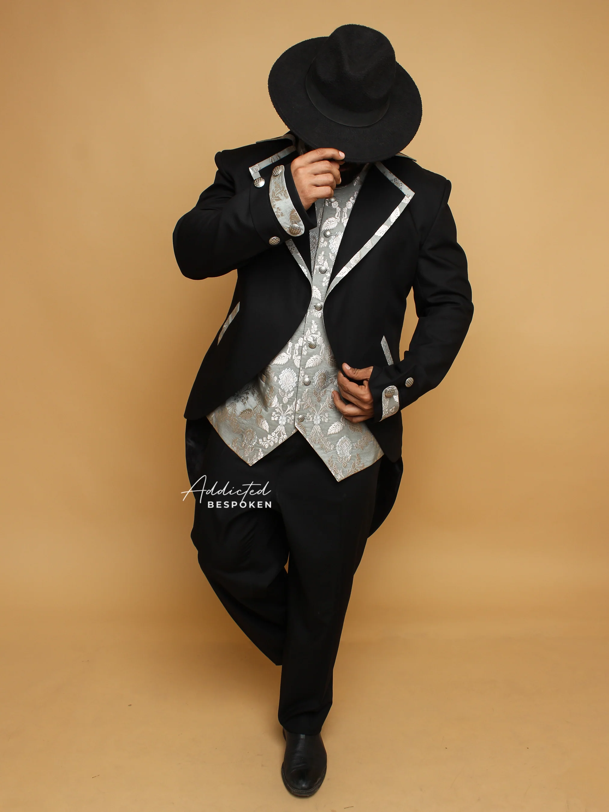 Vintage Steampunk Design Suit - Image 4