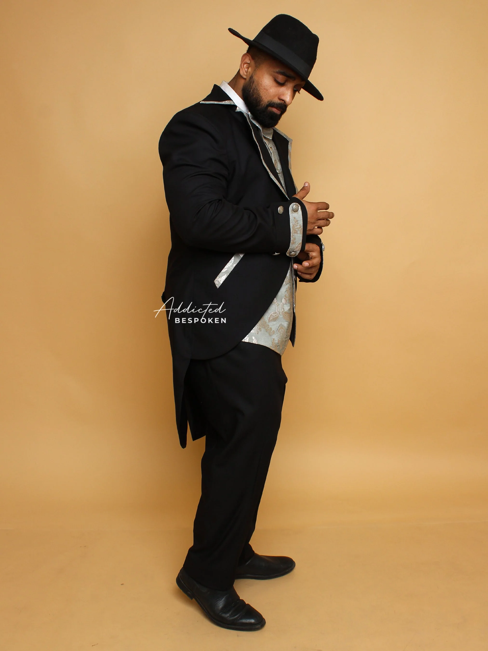 Vintage Steampunk Design Suit - Image 5