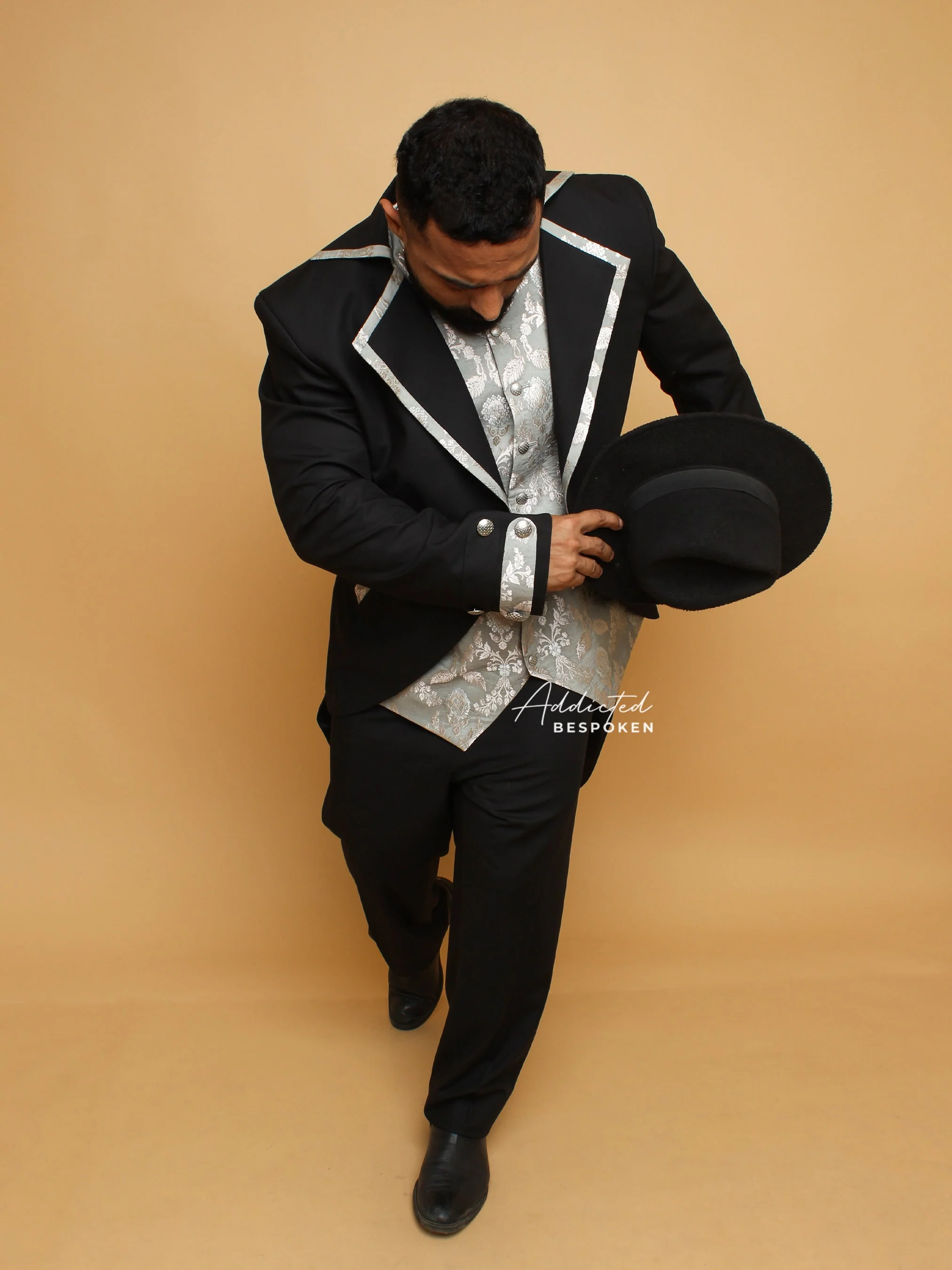 Vintage Steampunk Design Suit - Image 6