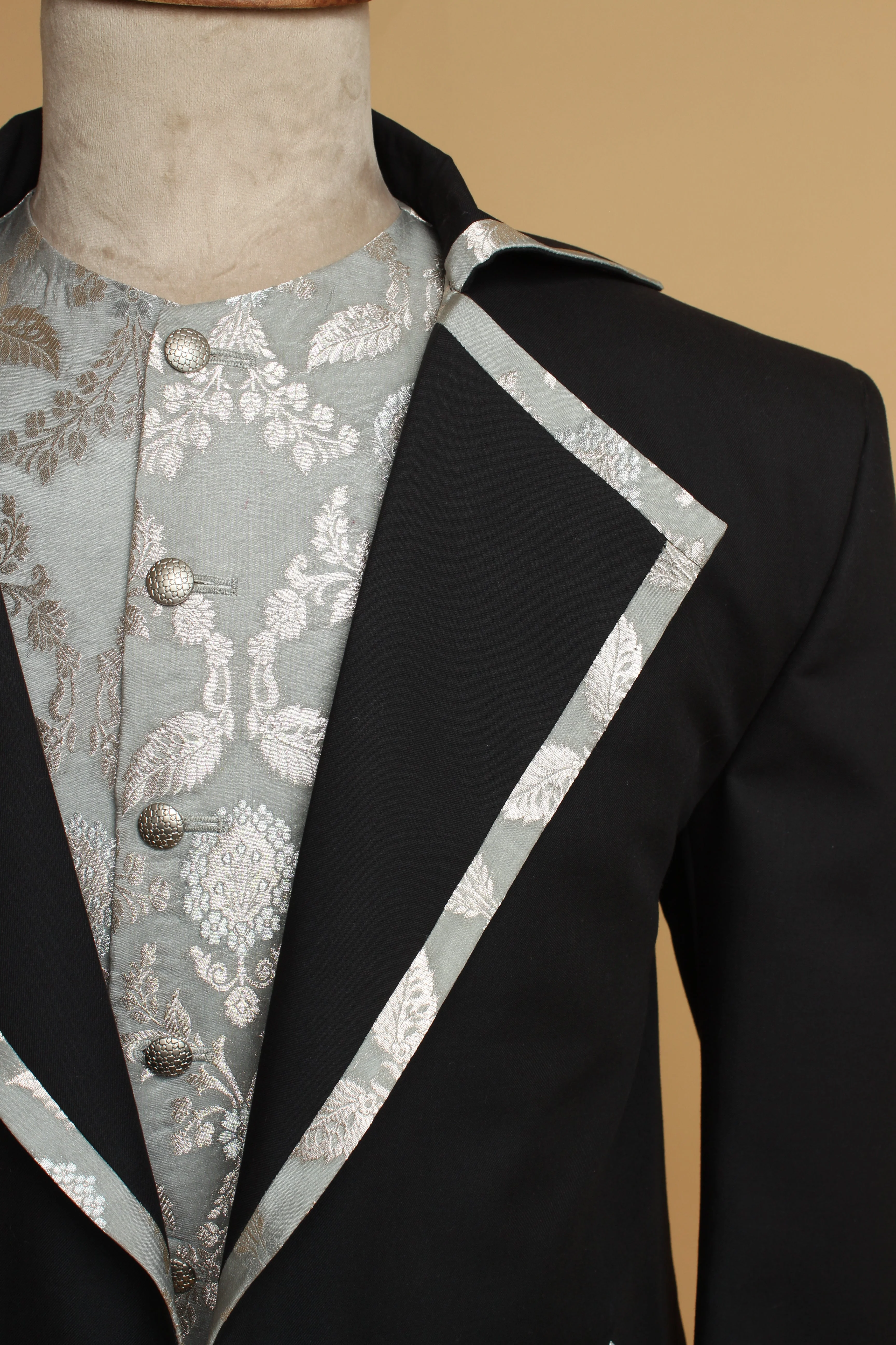 Vintage Steampunk Design Suit - Image 7