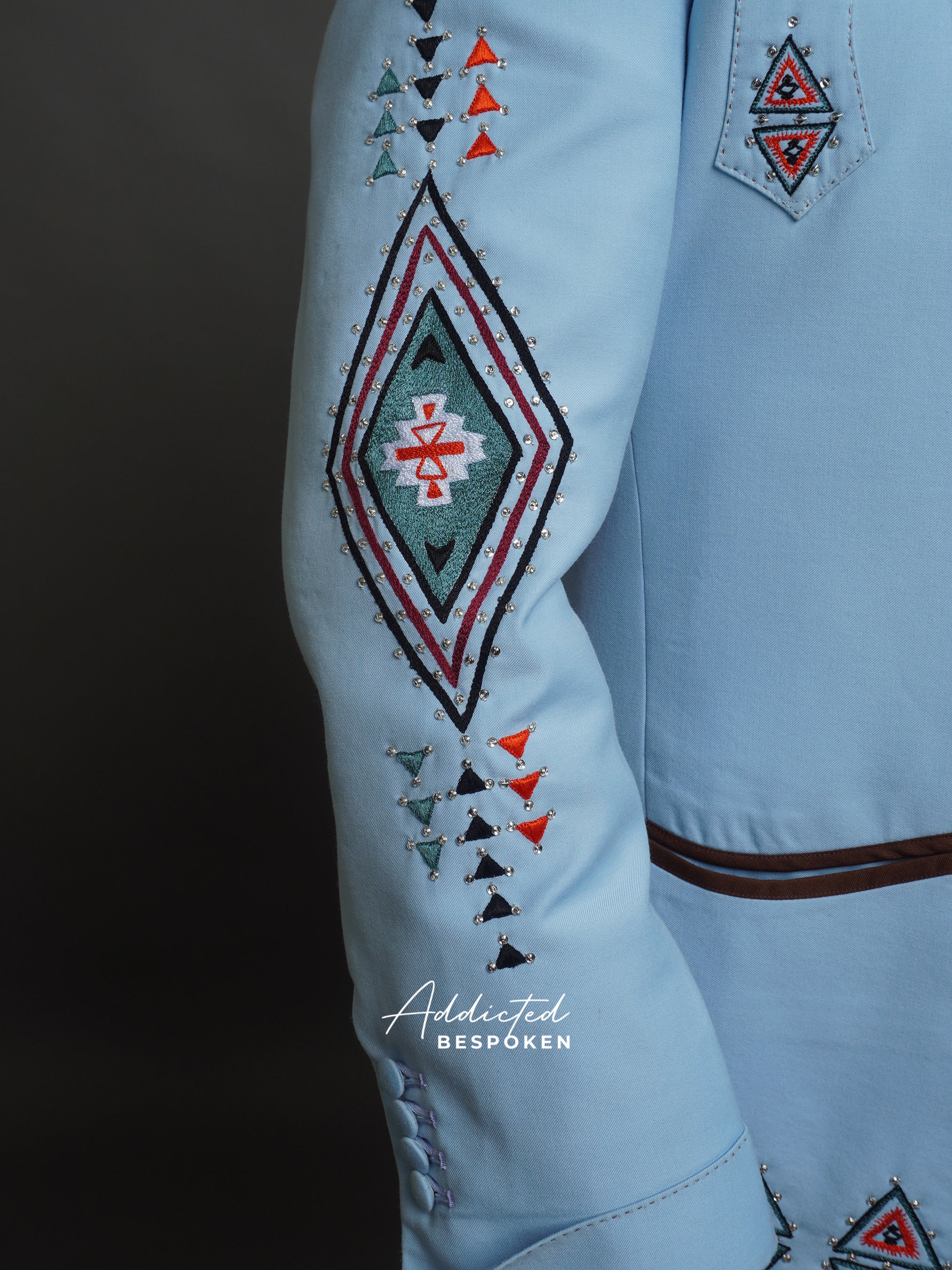 Western-Embroidered Sophistication Suit - Image 9