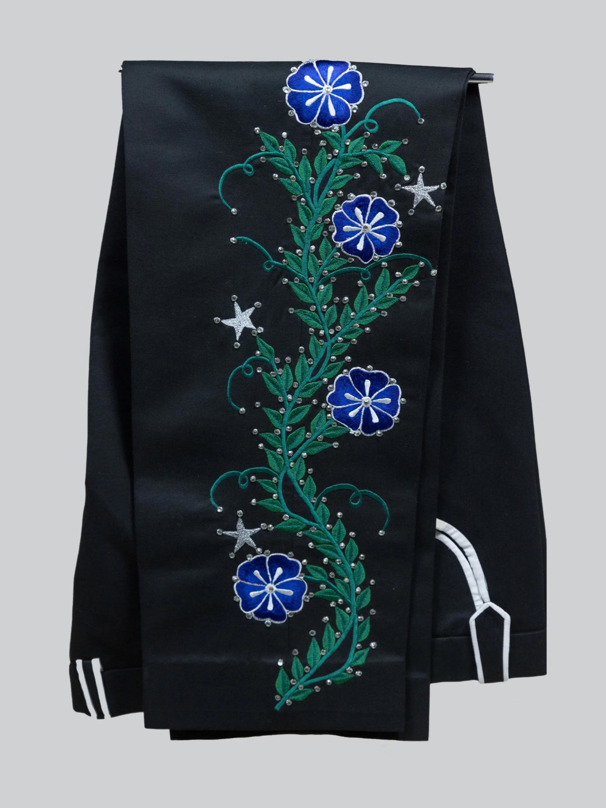 Winter Rose Gala Suit - Image 4