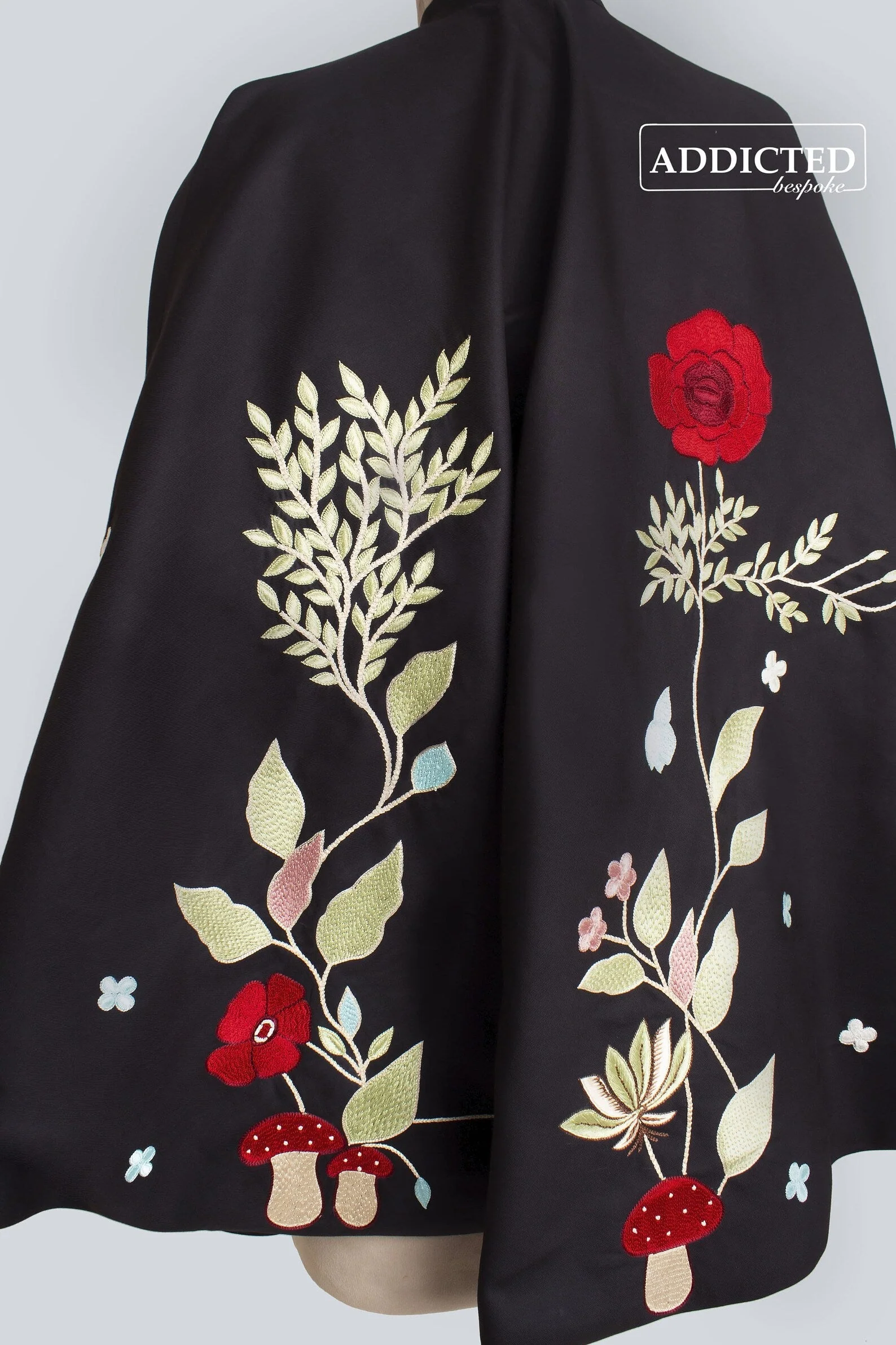 Zip Collor Floral Black Coat - Image 3